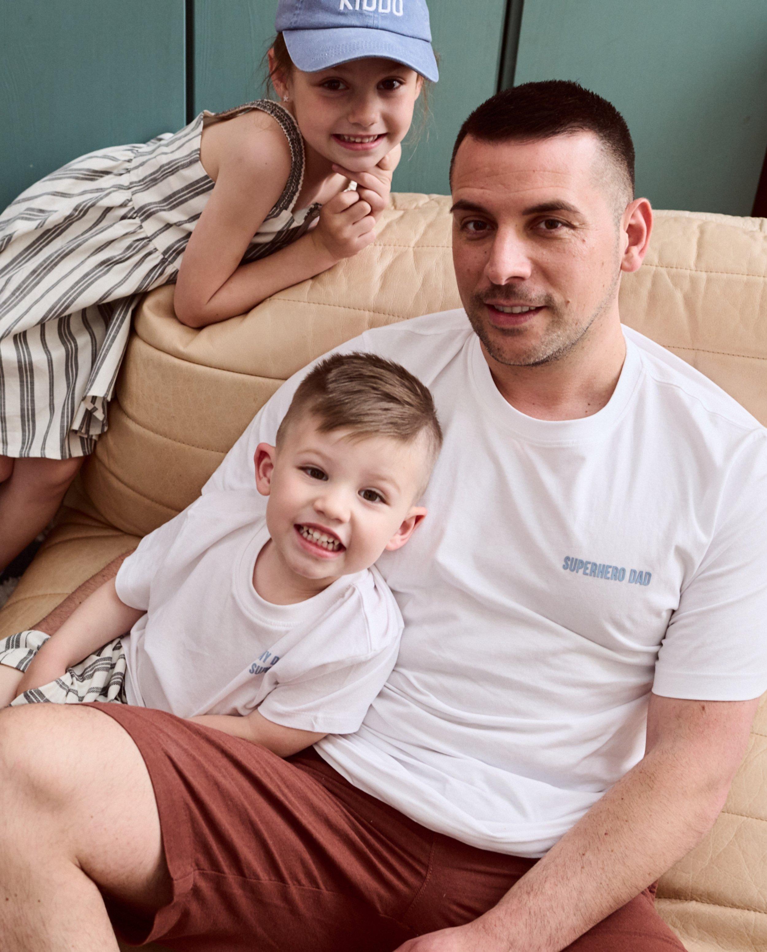 T-shirts - Biokatoenen T-shirt met backprint, S-XXXL