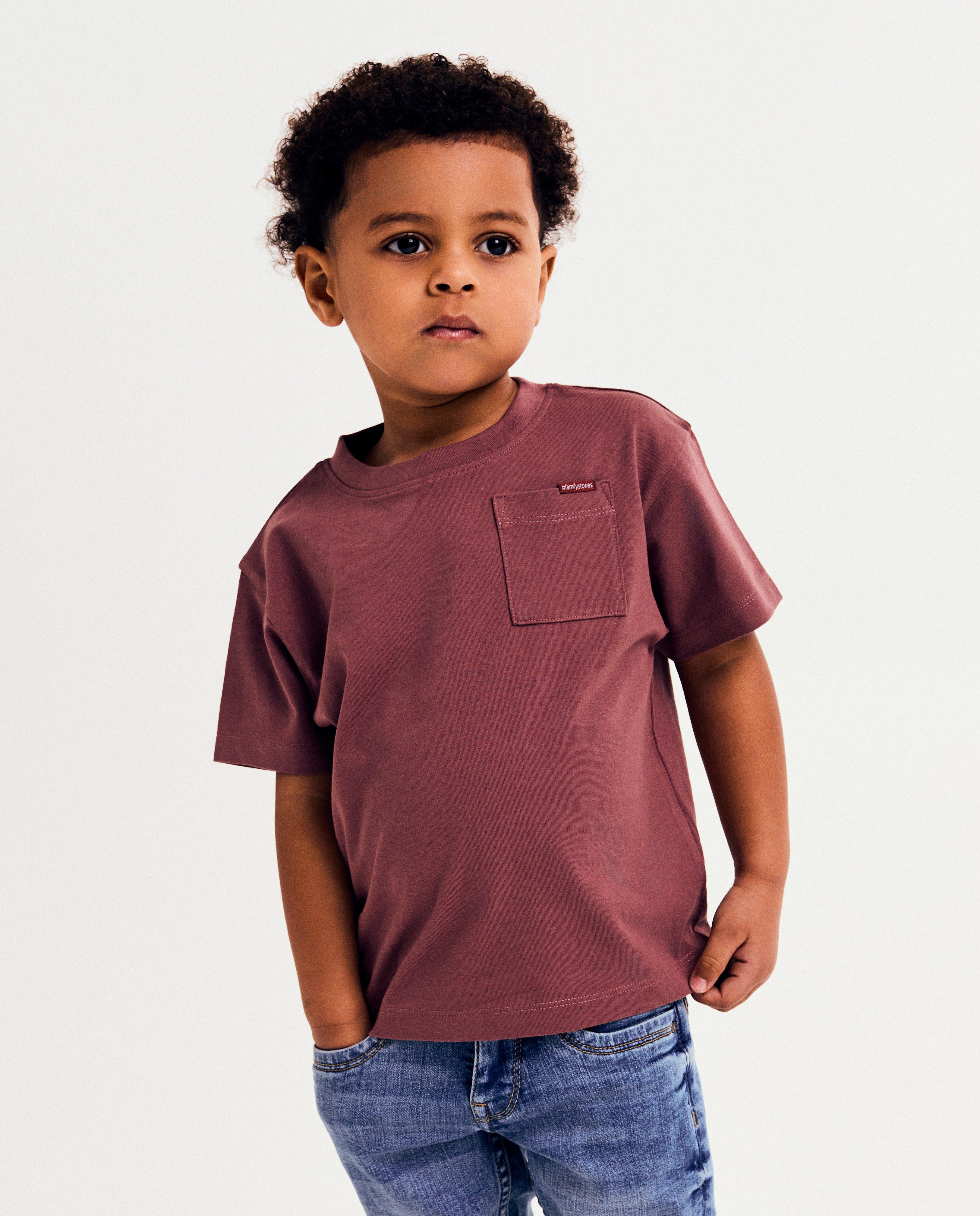 T-shirts - Biokatoenen T-shirt met backprint, 98-128