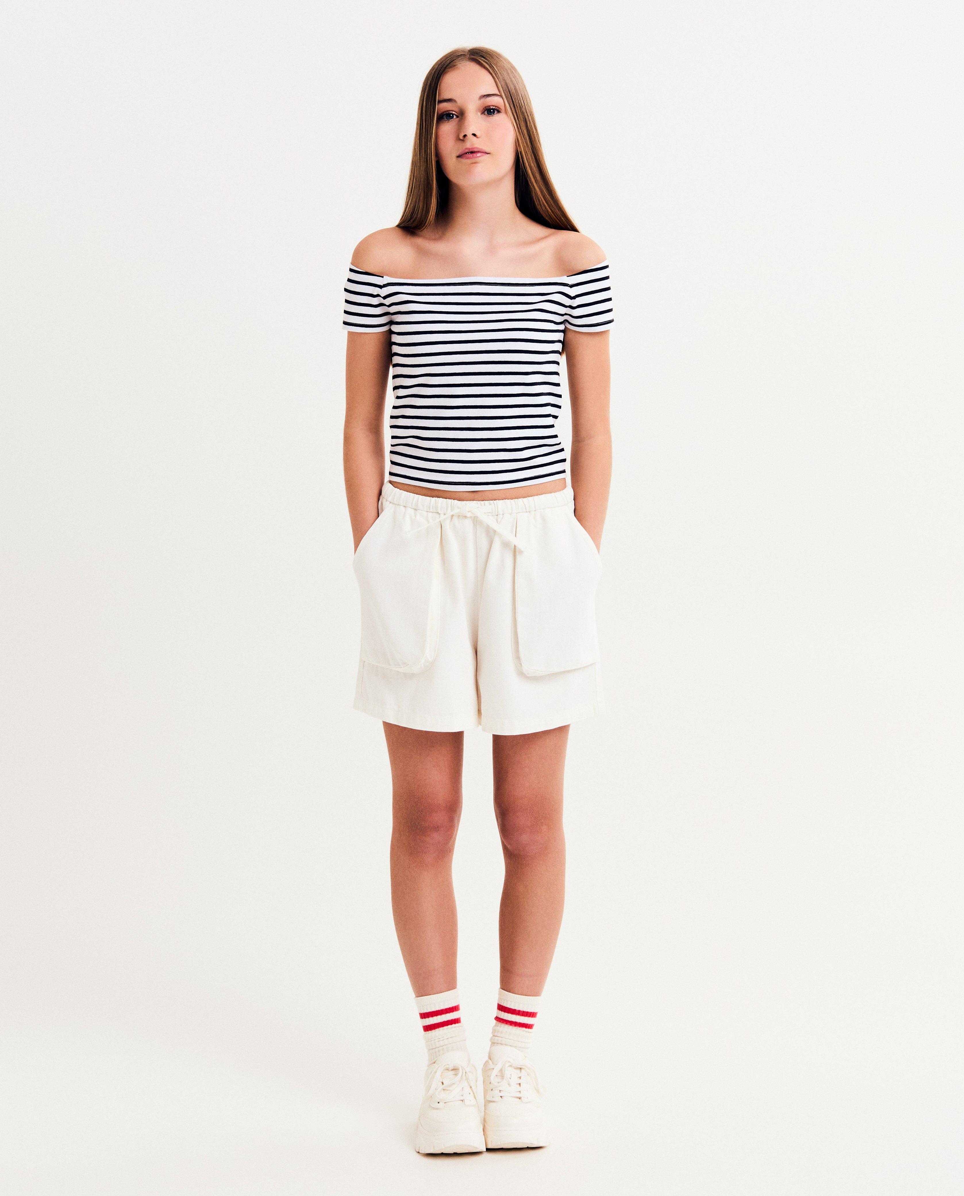 T-shirts - Off-the-shouldertop met strepen