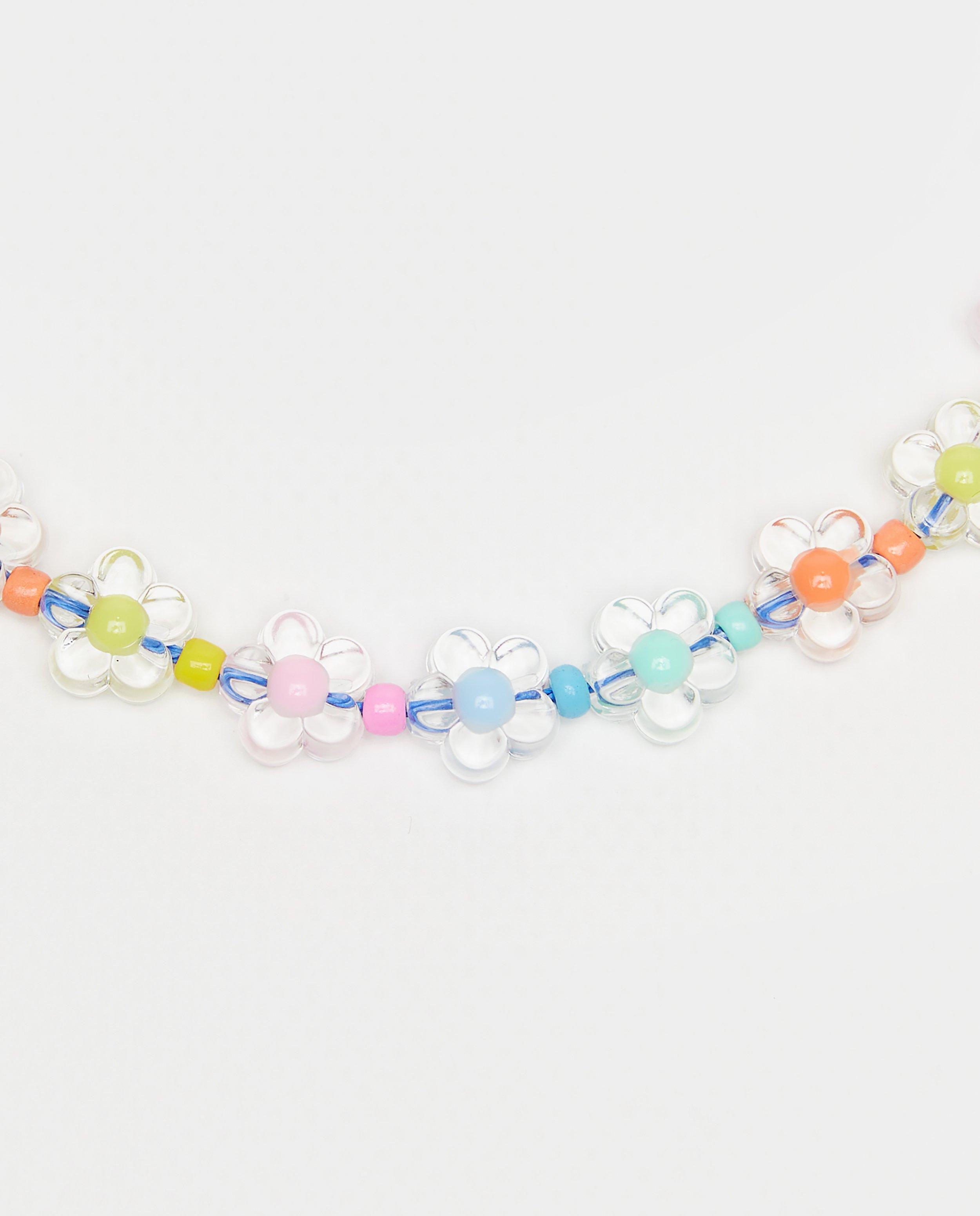 Juwelen - Ketting met bloemenparels