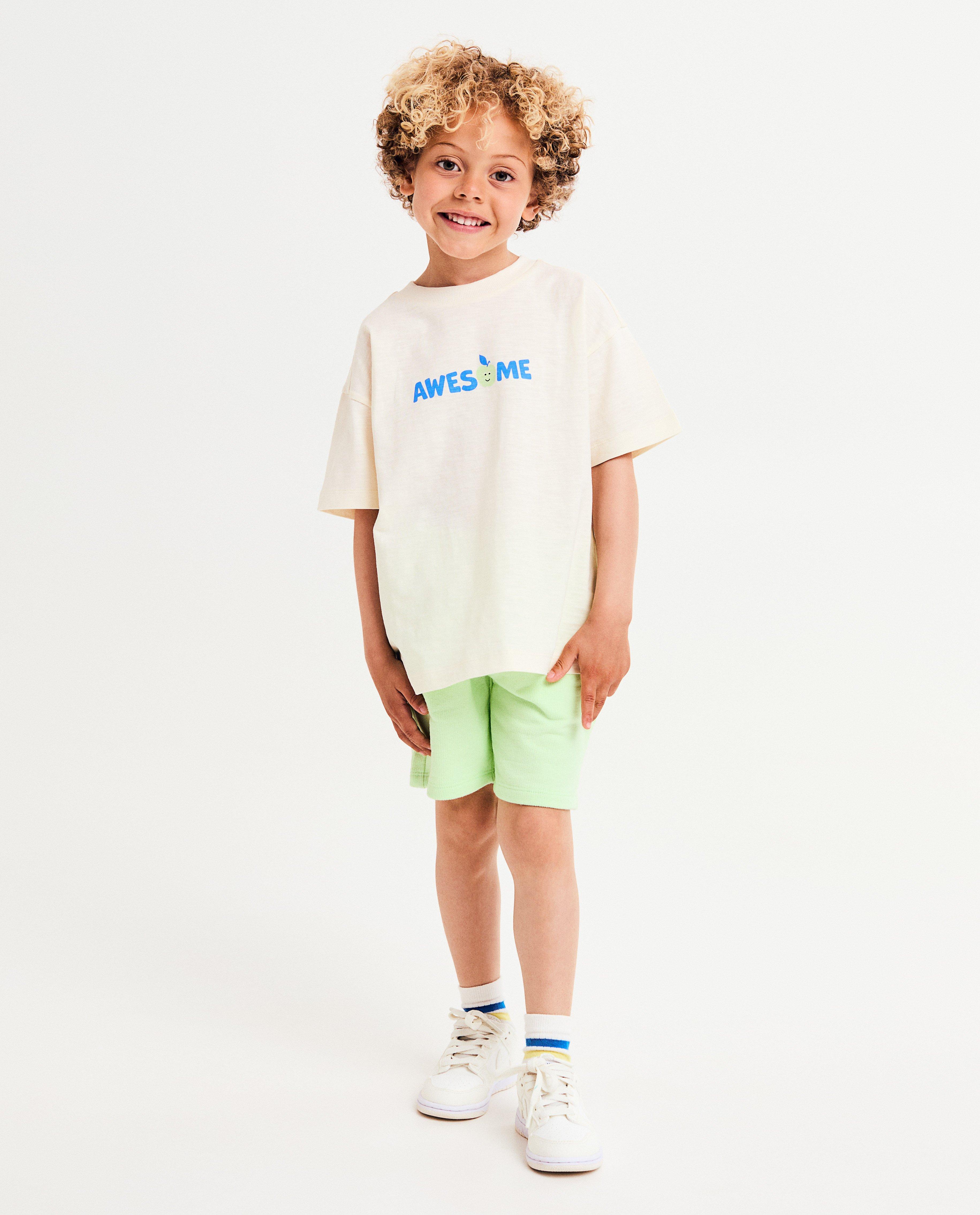 Short en sweat vert pastel