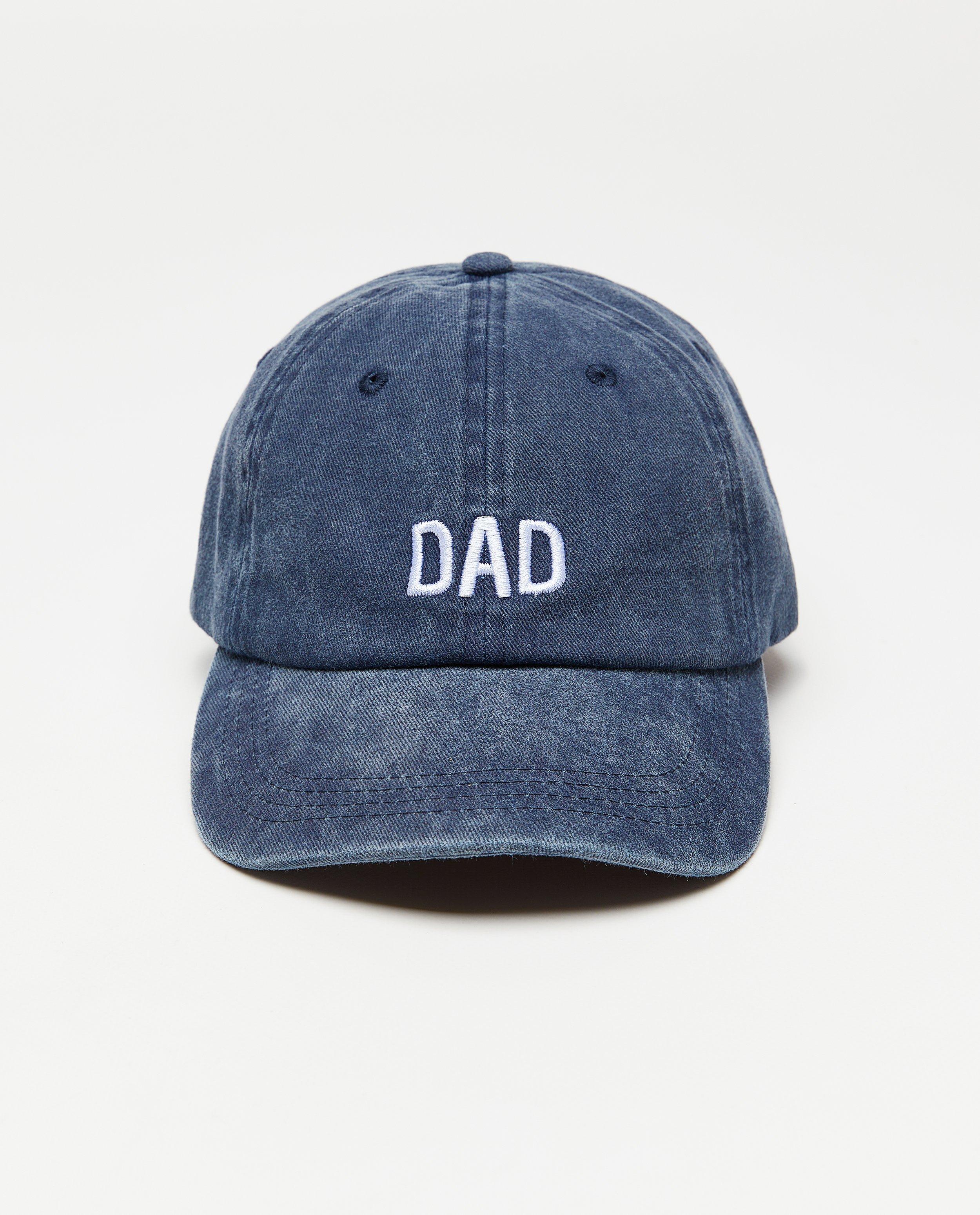 Bonneterie - Casquette avec inscription brodée Dad