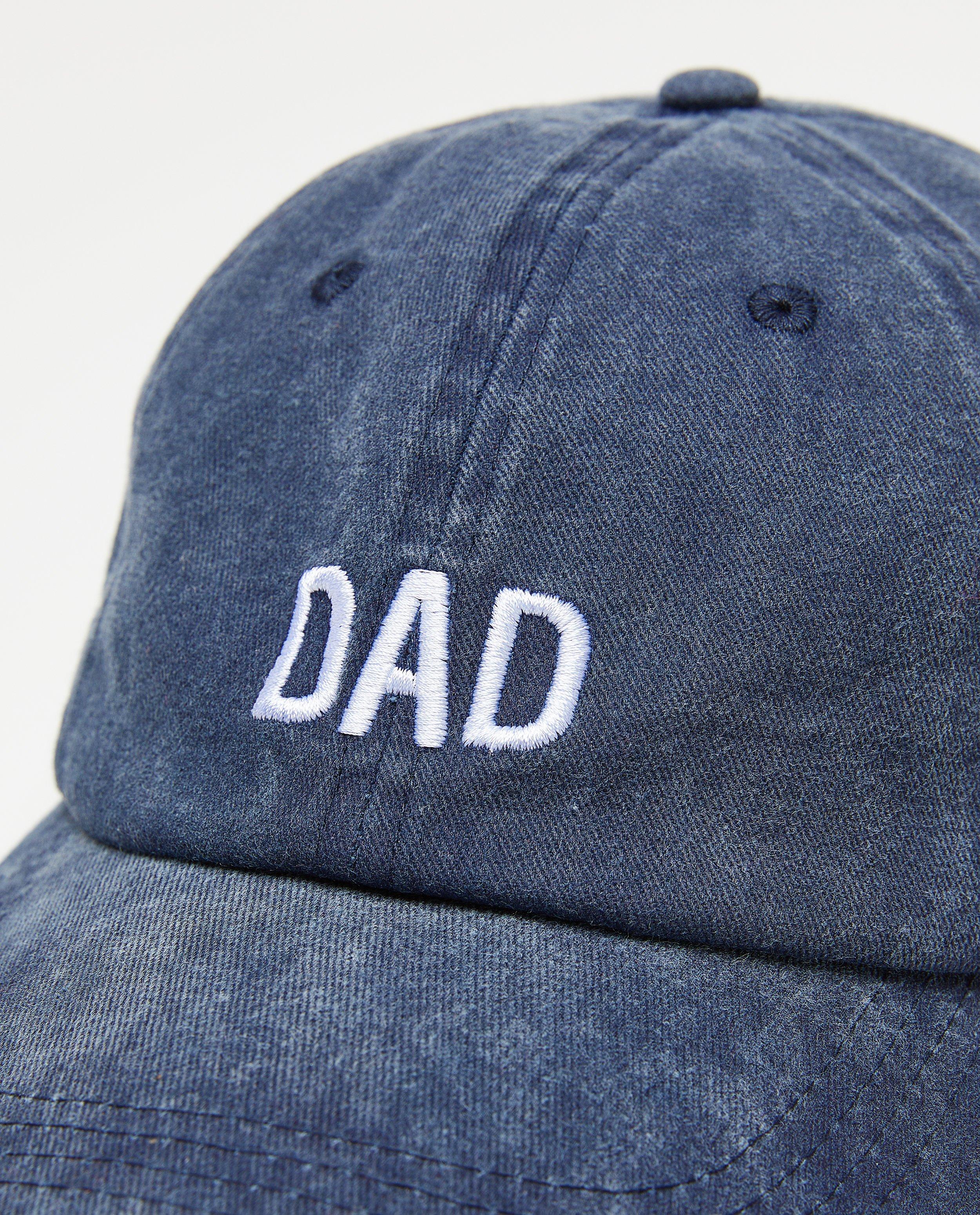 Bonneterie - Casquette avec inscription brodée Dad