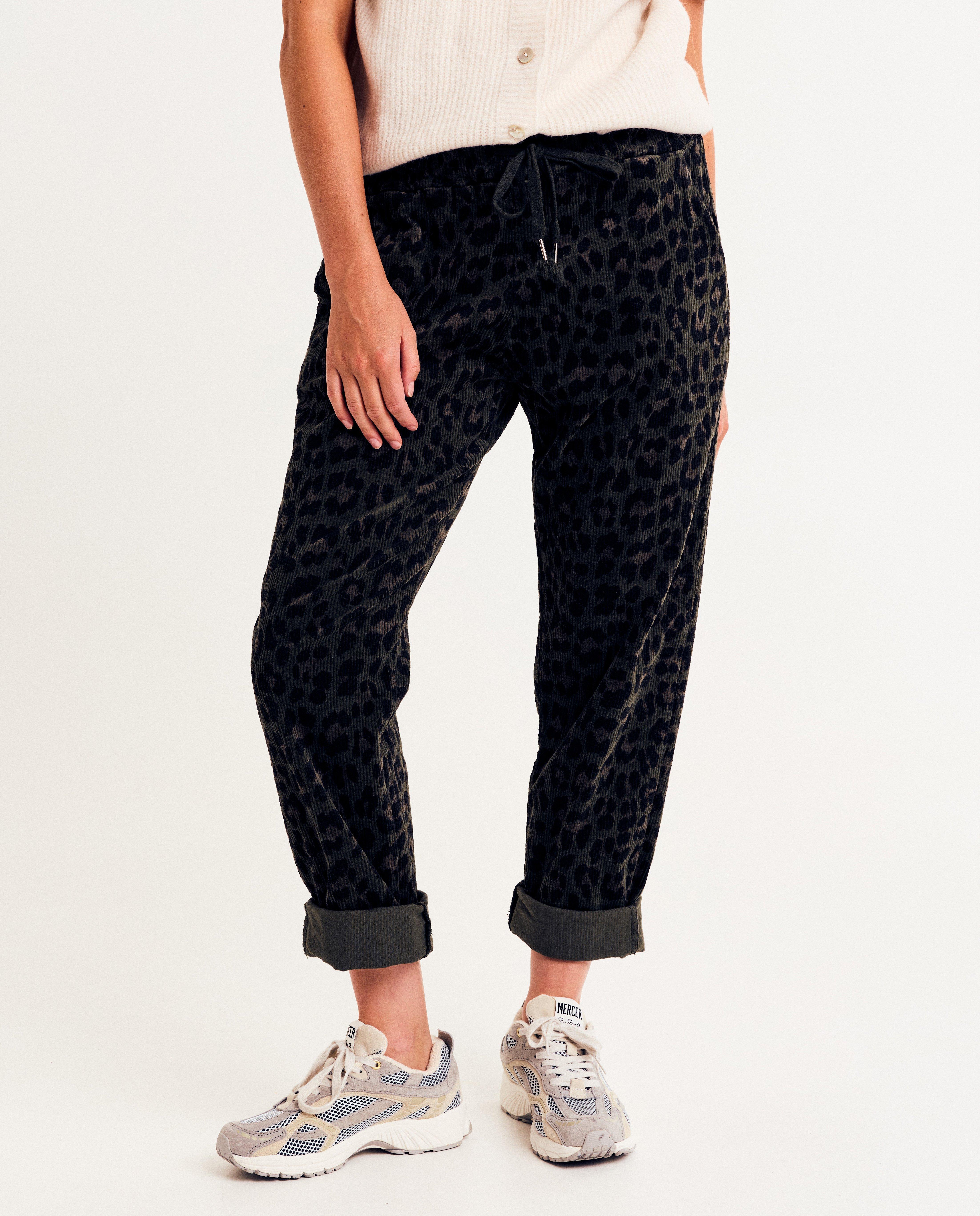 Broeken - Ribfluwelen broek met luipaardprint