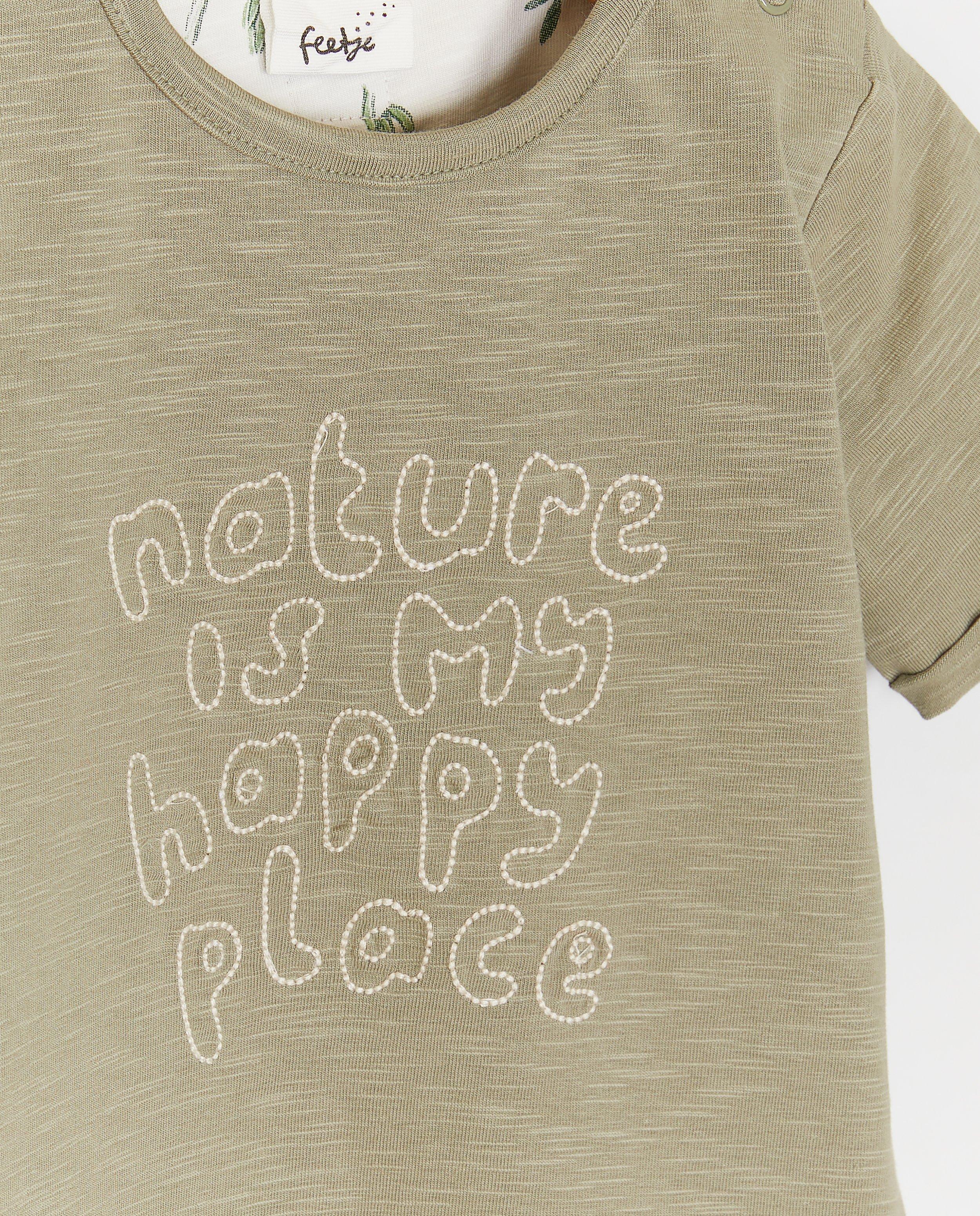 T-shirts - T-shirt met geborduurd opschrift