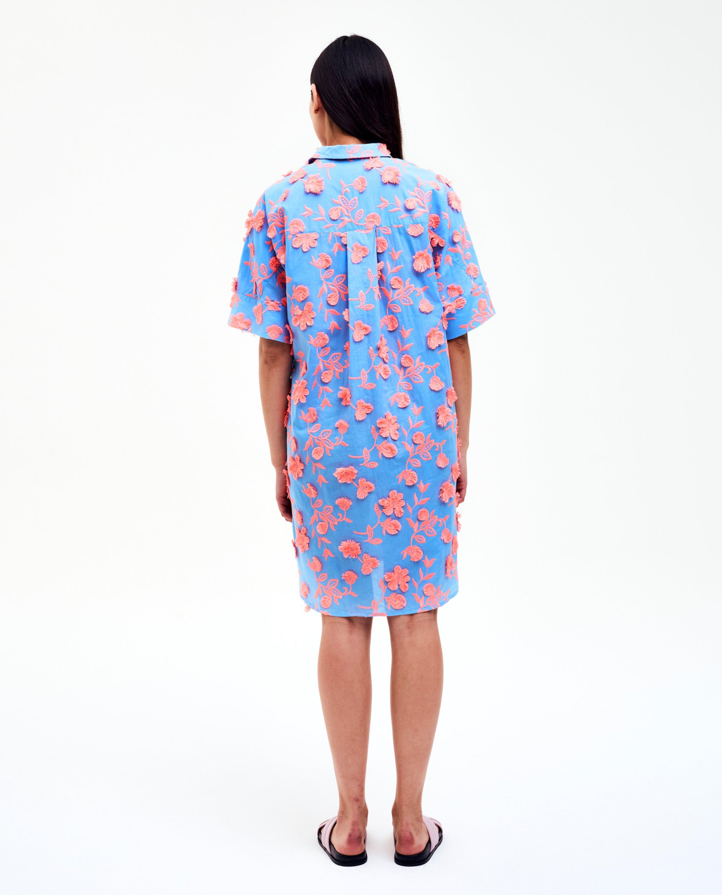 Kleedjes - Jurk met geborduurde bloemen