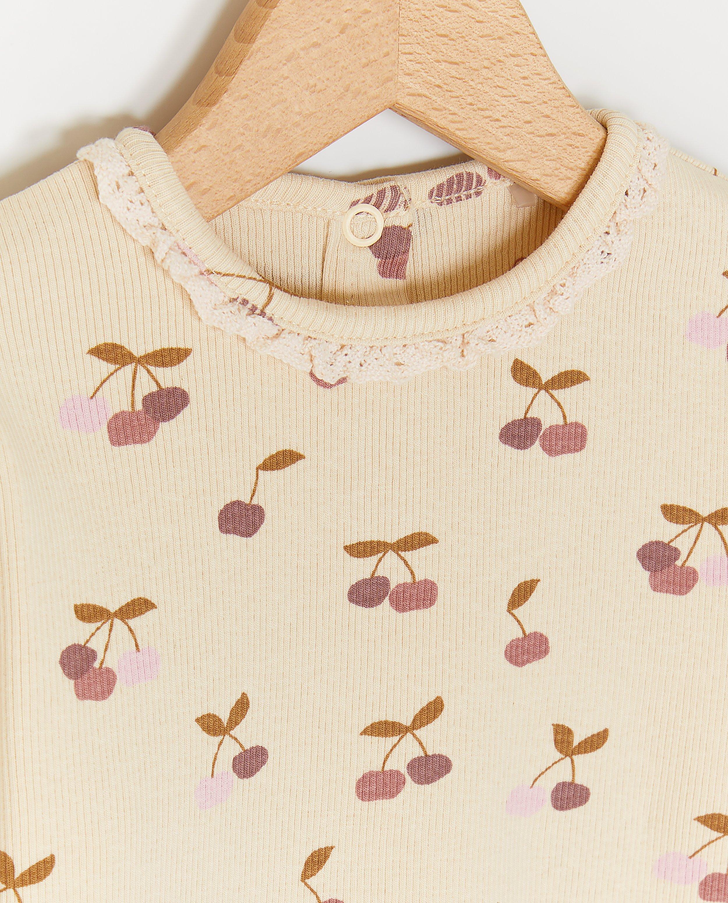 T-shirts - Longsleeve met kersenprint