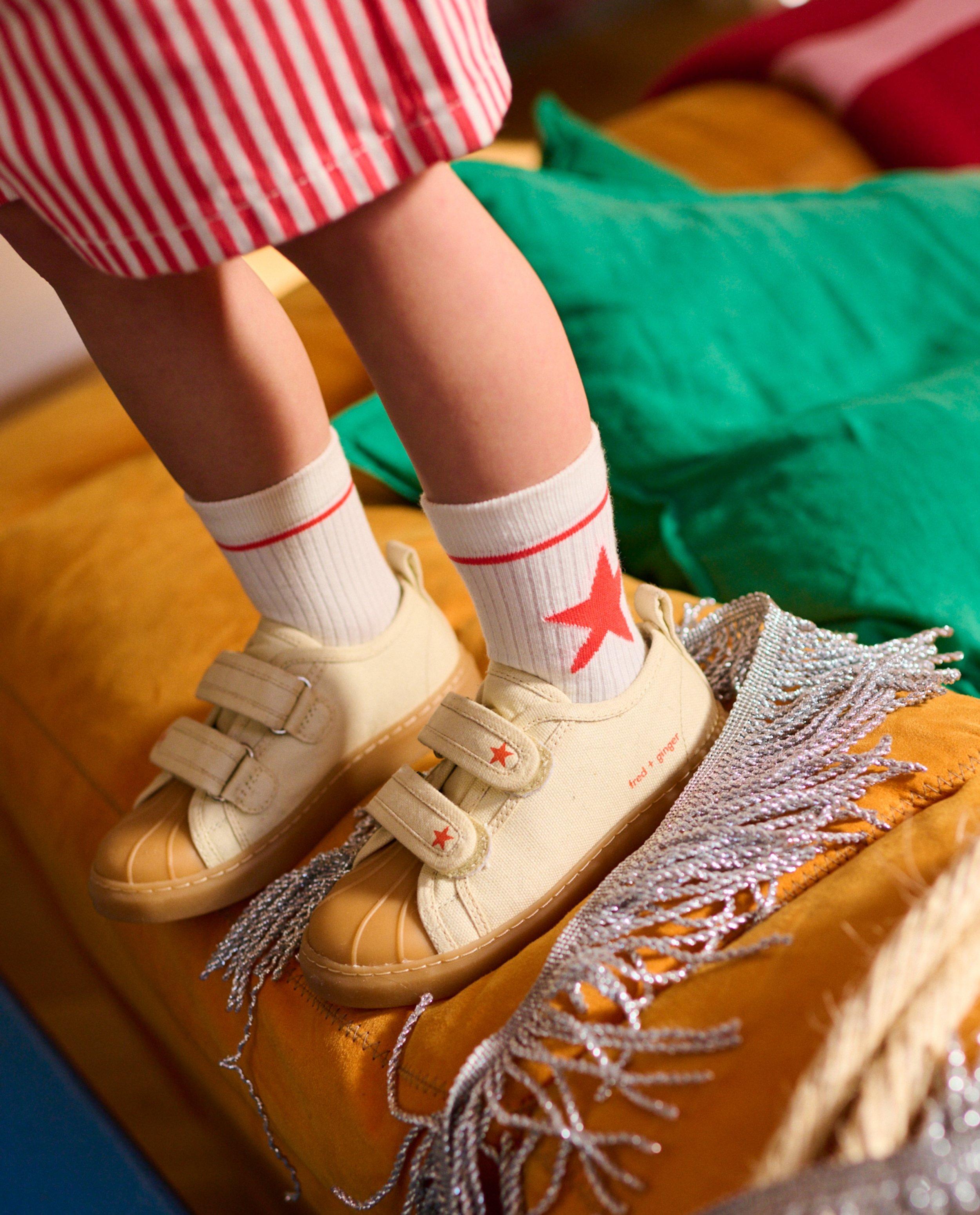 Schoenen - Sneakers met klittenbandsluiting, maat 25-32