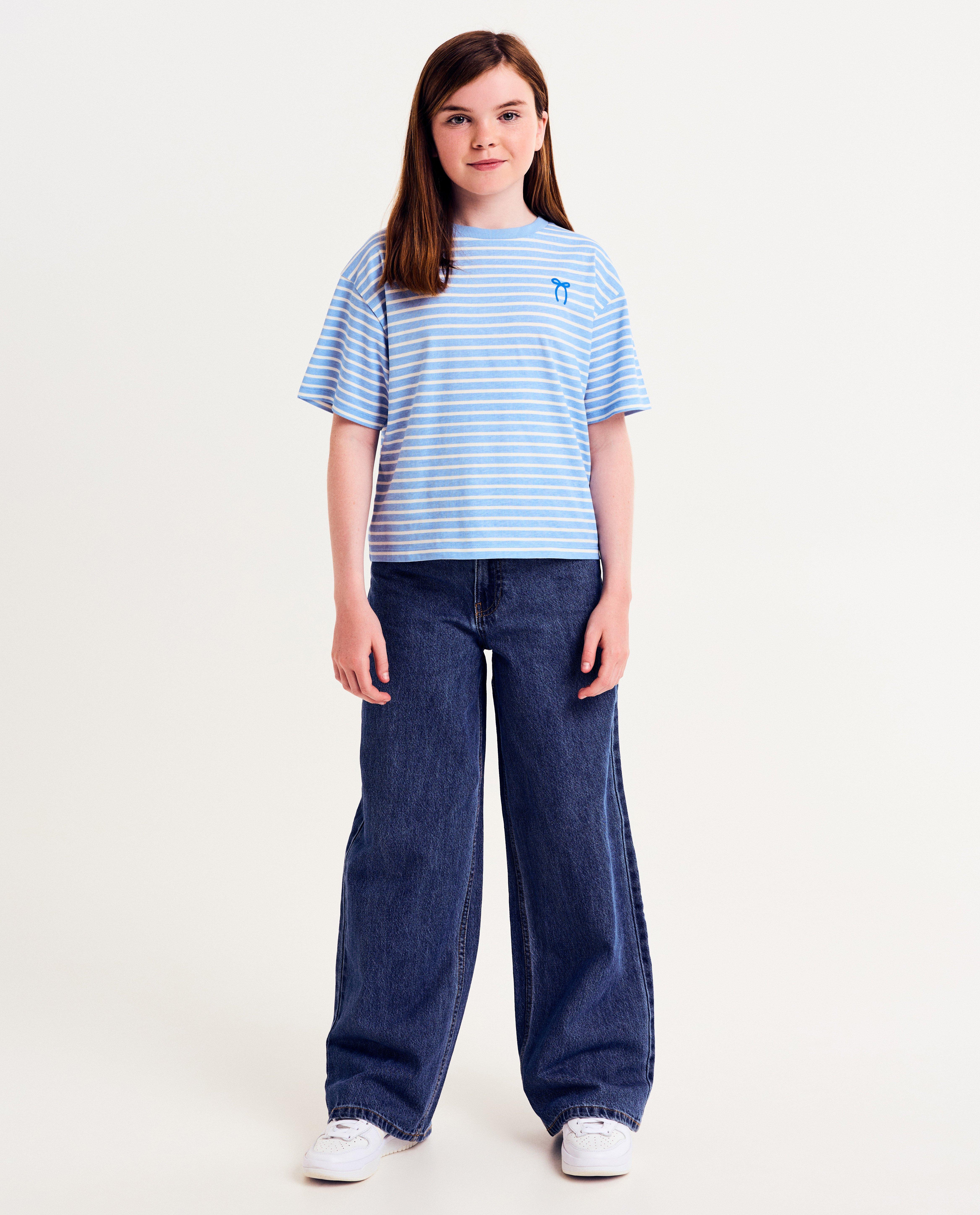 T-shirts - Gestreept T-shirt met kleine print strik