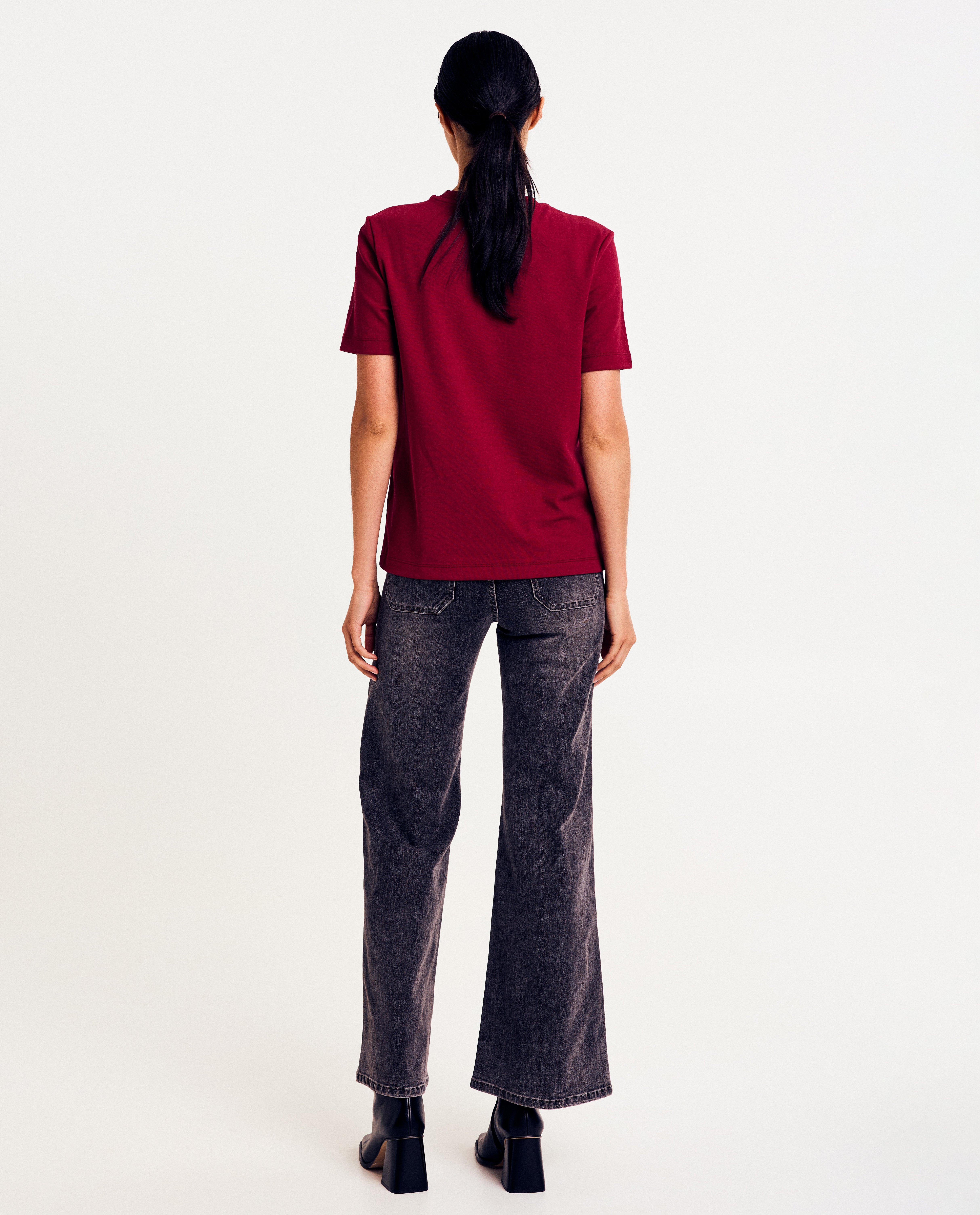 T-shirts - T-shirt met geborduurd opschrift, relaxed fit