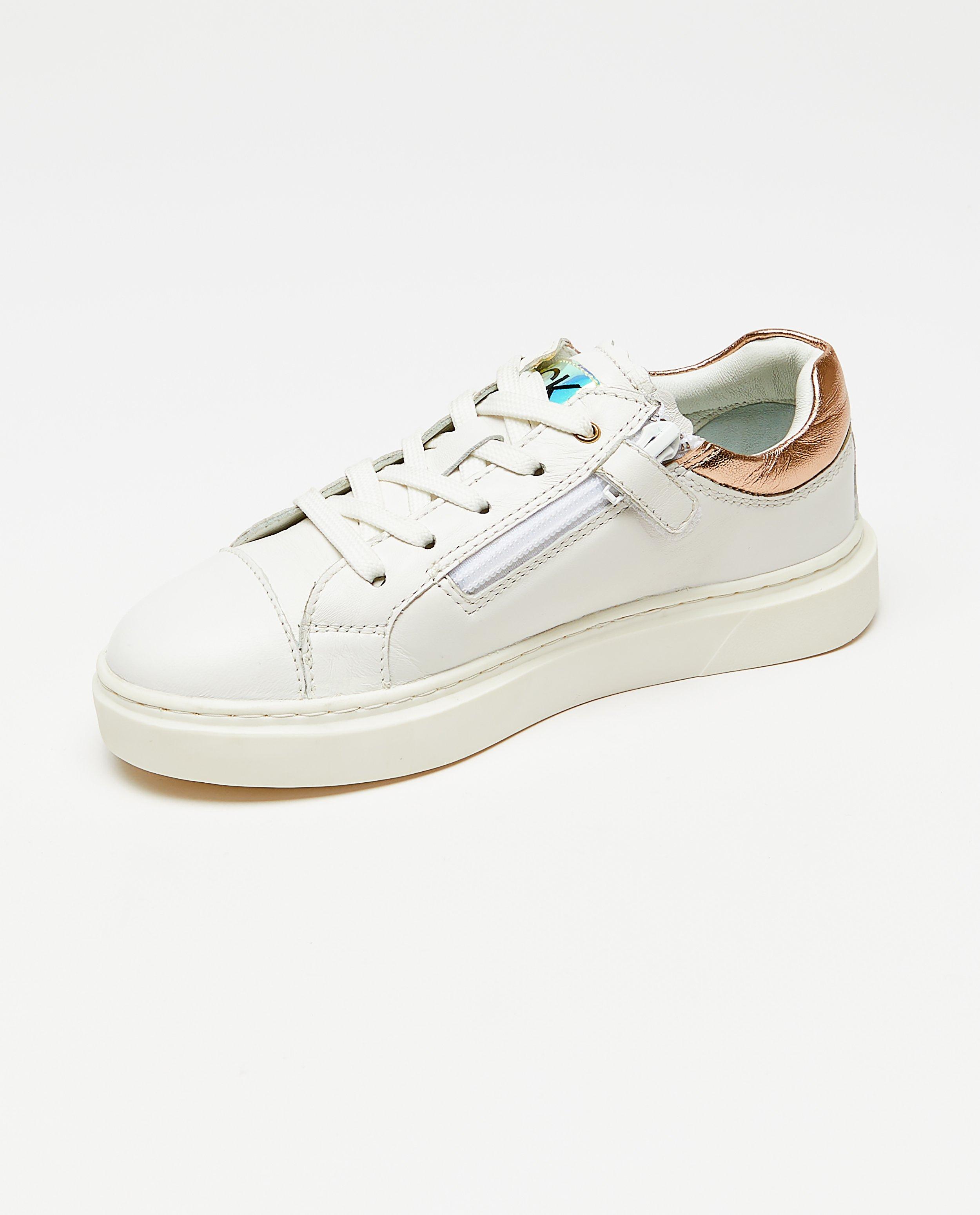 Schoenen - Sneakers met metallic details, maat 29-35