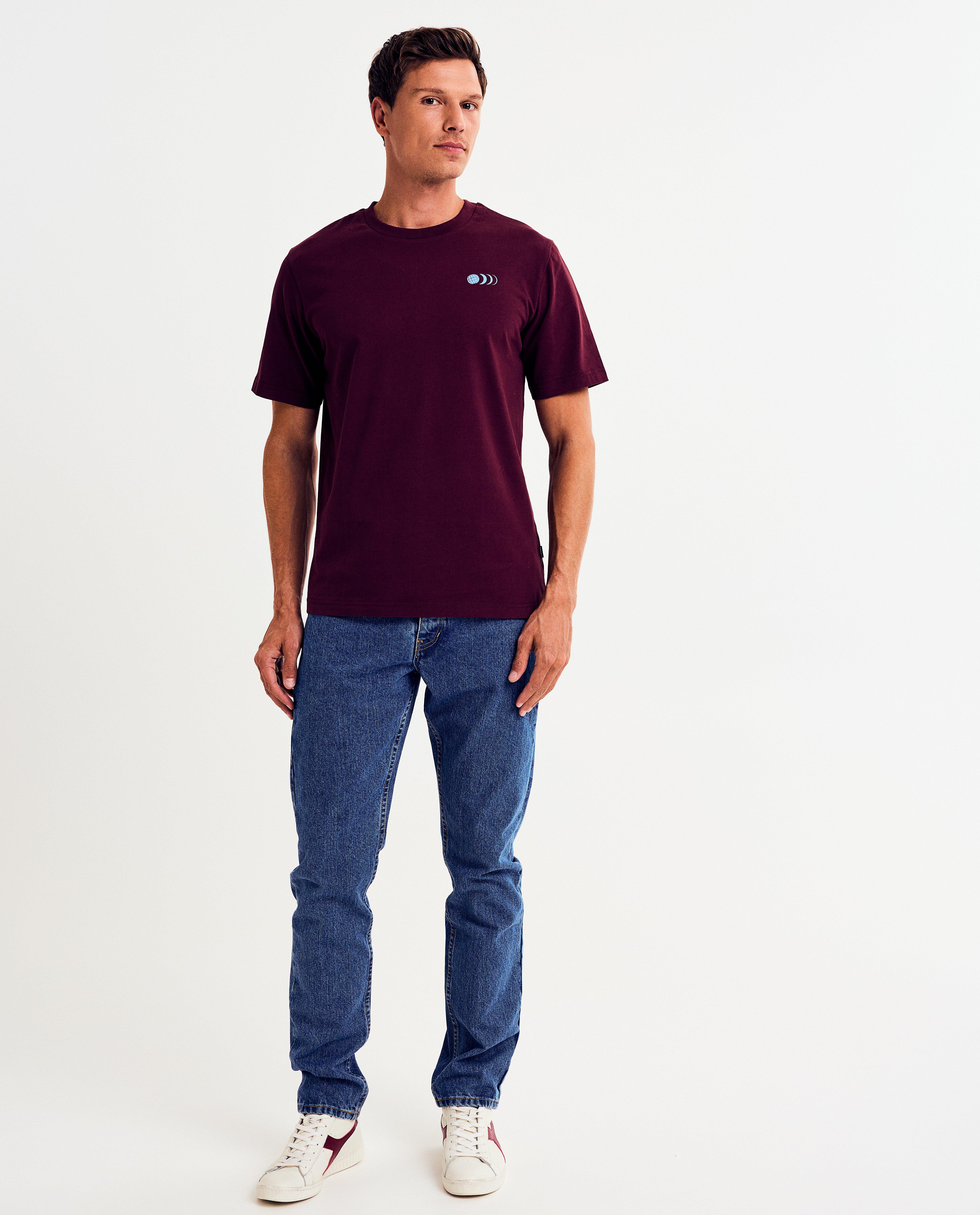 T-shirts - T-shirt met geborduurde figuur, regular fit
