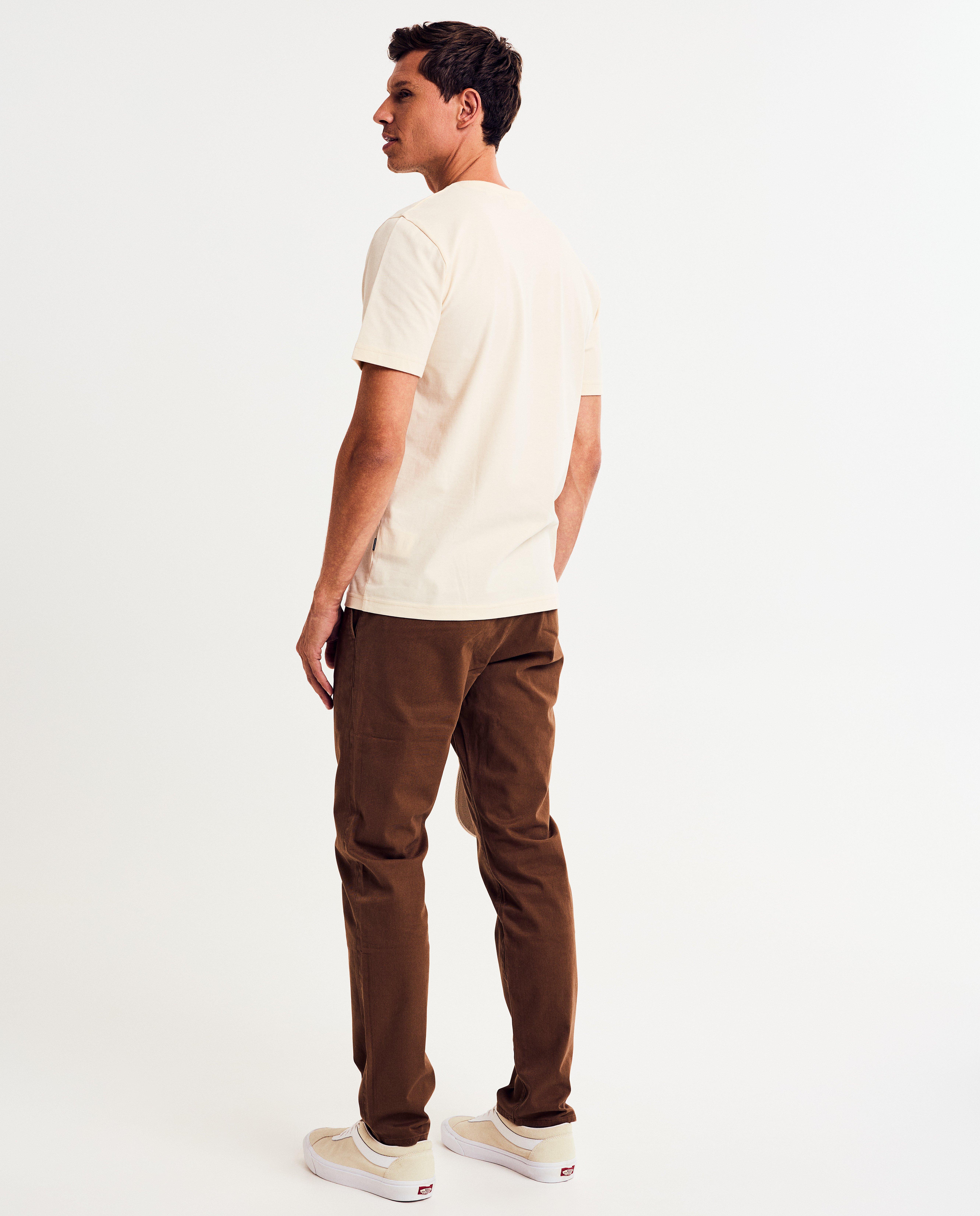 T-shirts - T-shirt met geborduurde figuur, regular fit