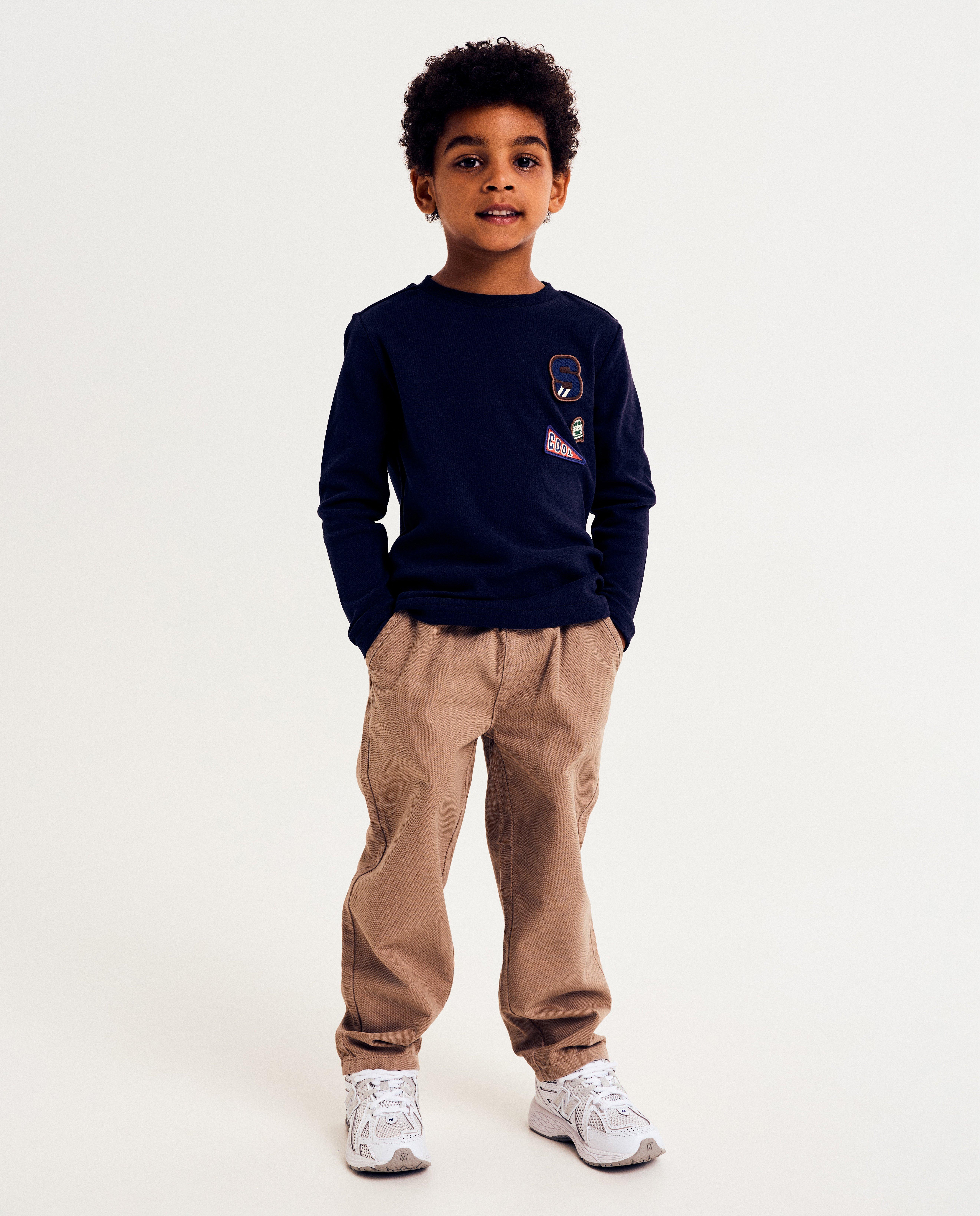 T-shirts - Longsleeve met geborduurde patches