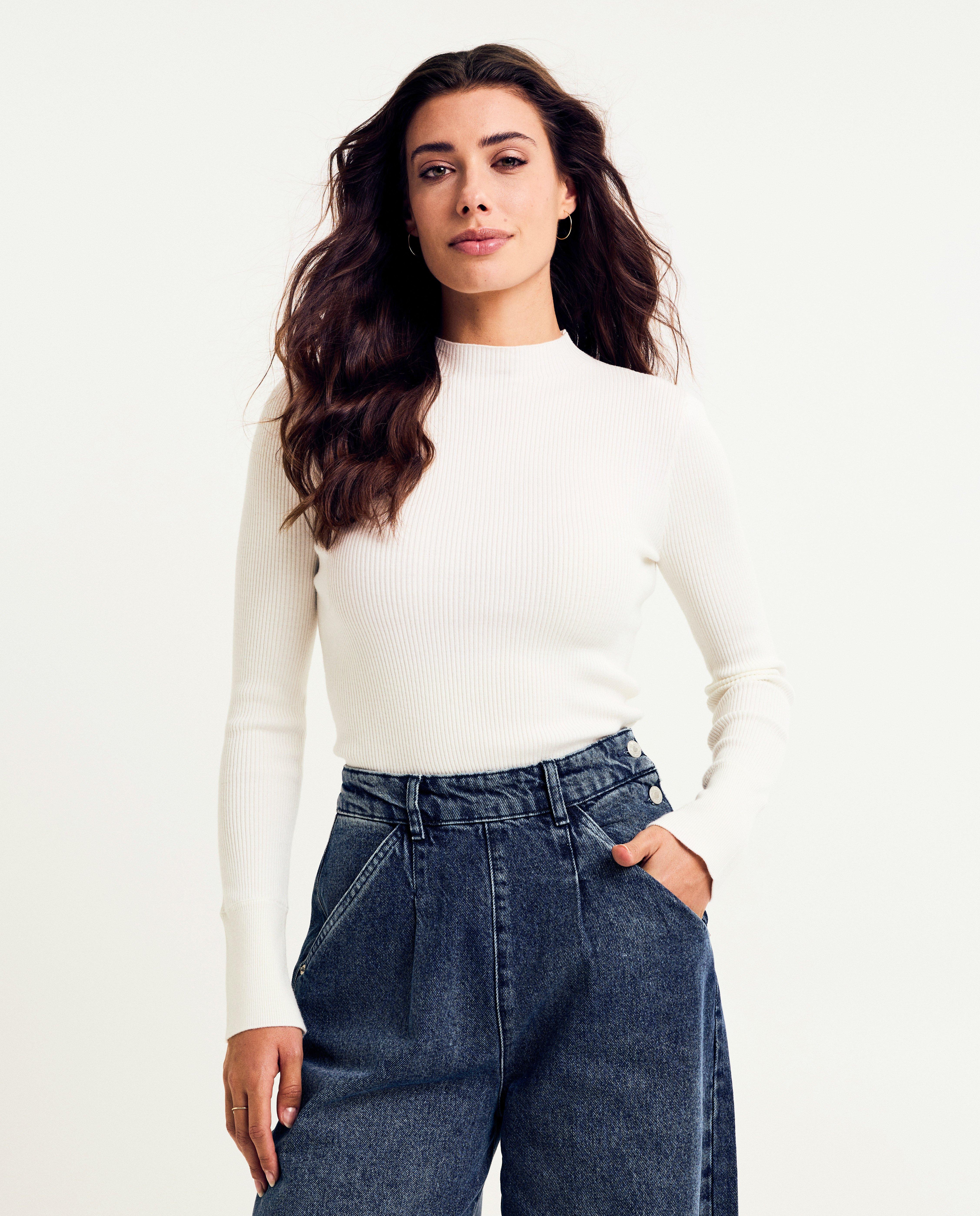 Pull &agrave; fines c&ocirc;tes - D&eacute;tails du produit - blanc - image num&eacute;ro 1