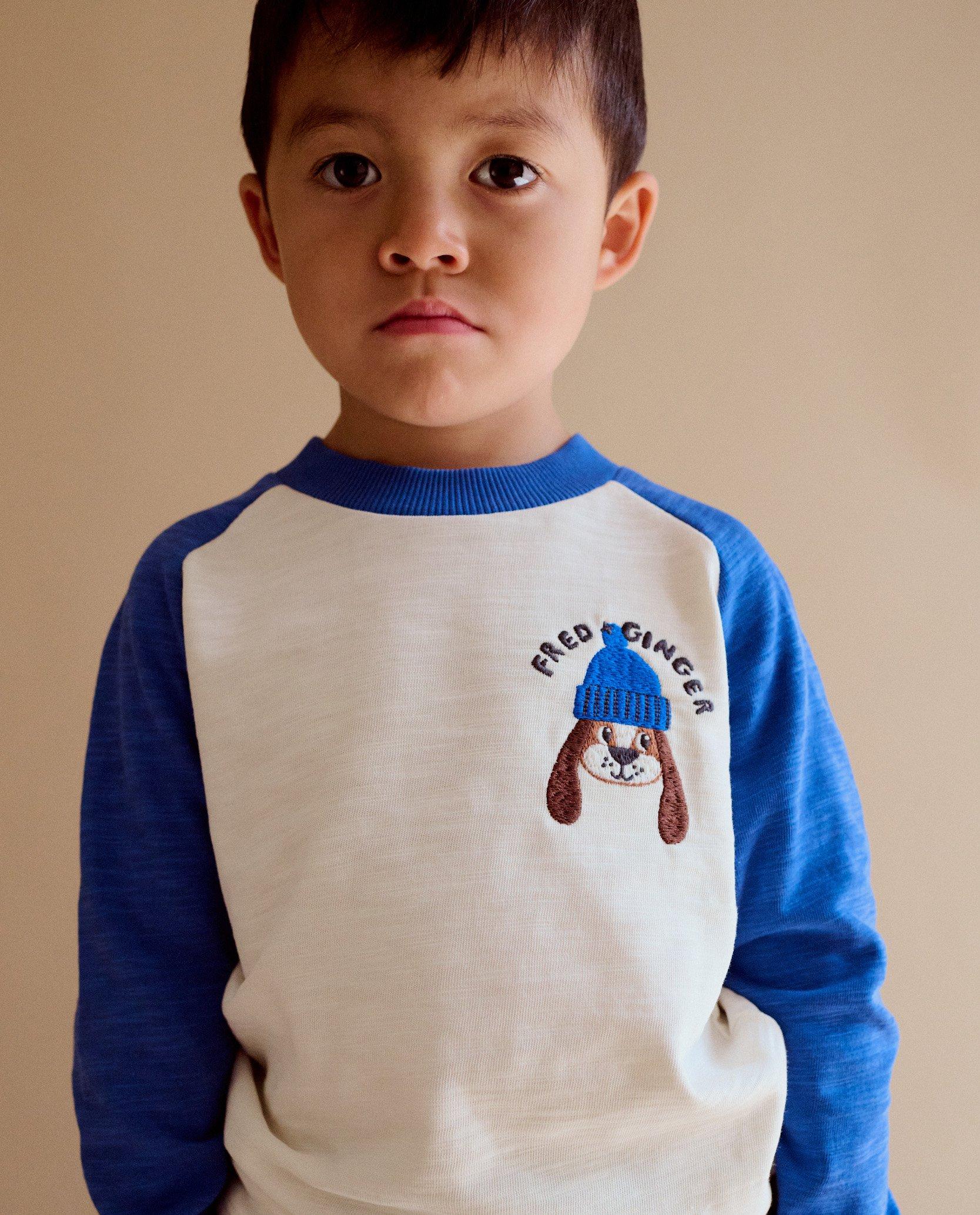 T-shirts - Longsleeve met geborduurde hond