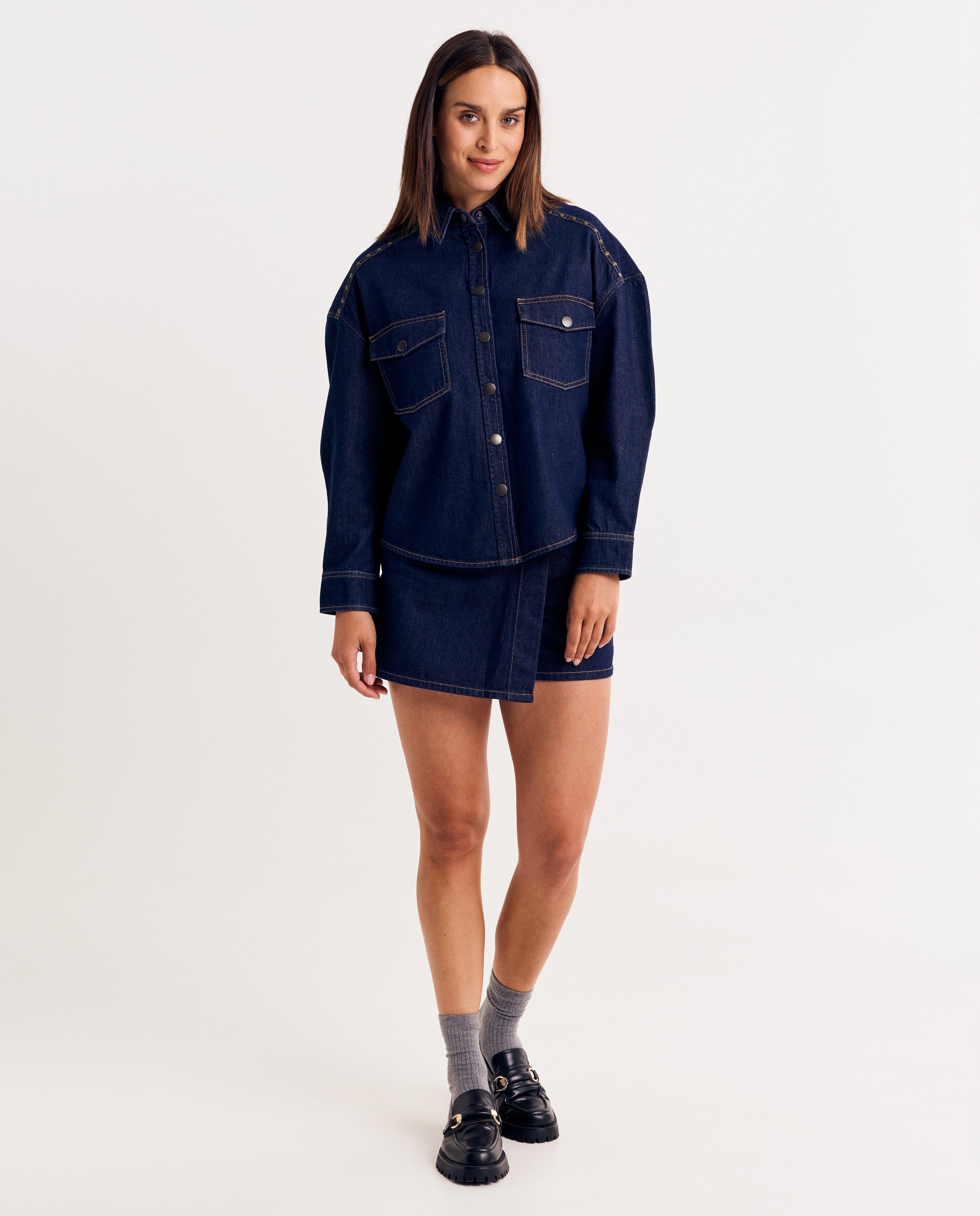 Raw denim skort met asymmetrische sluiting