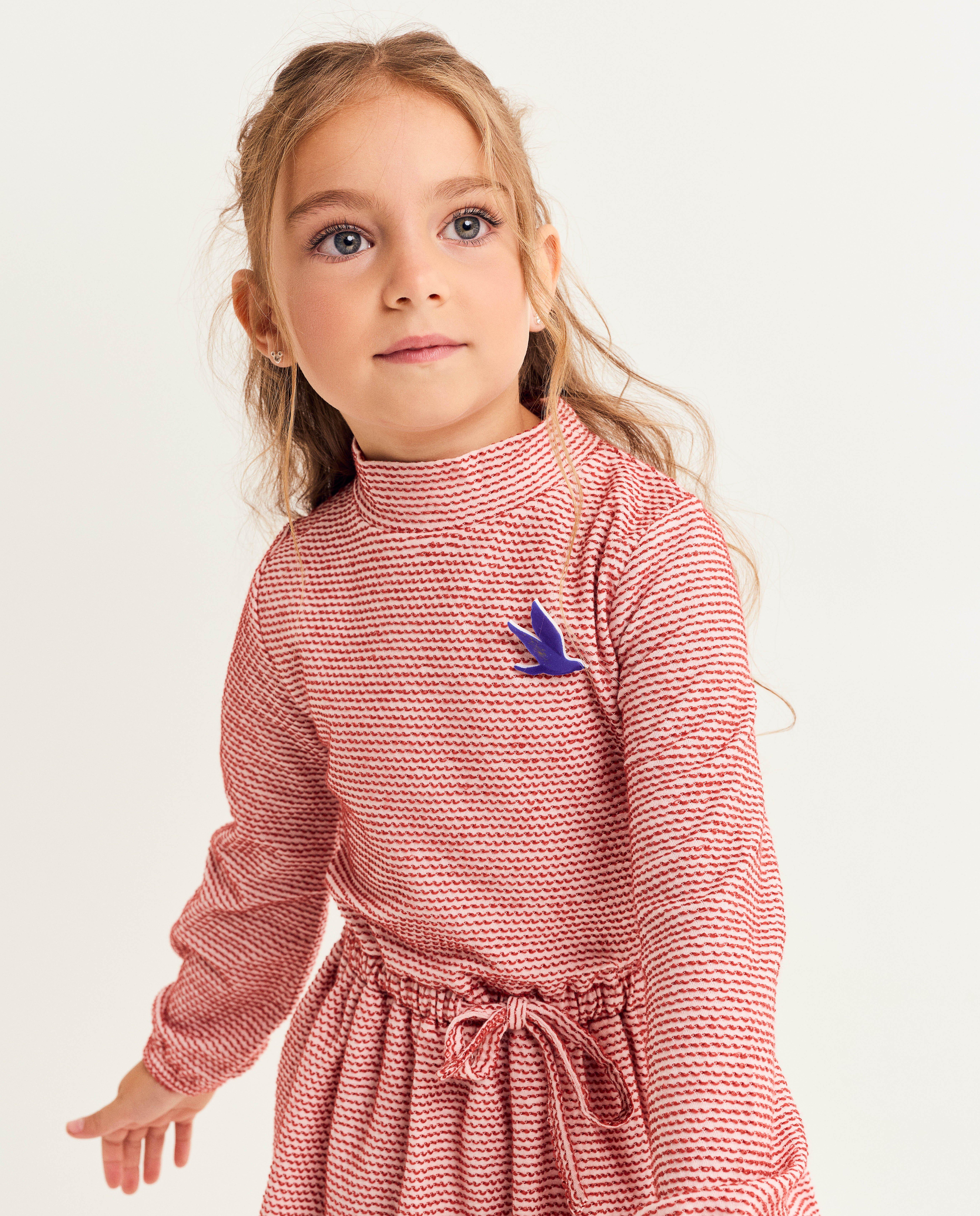 Kleedjes - Biokatoenen jurk met broche