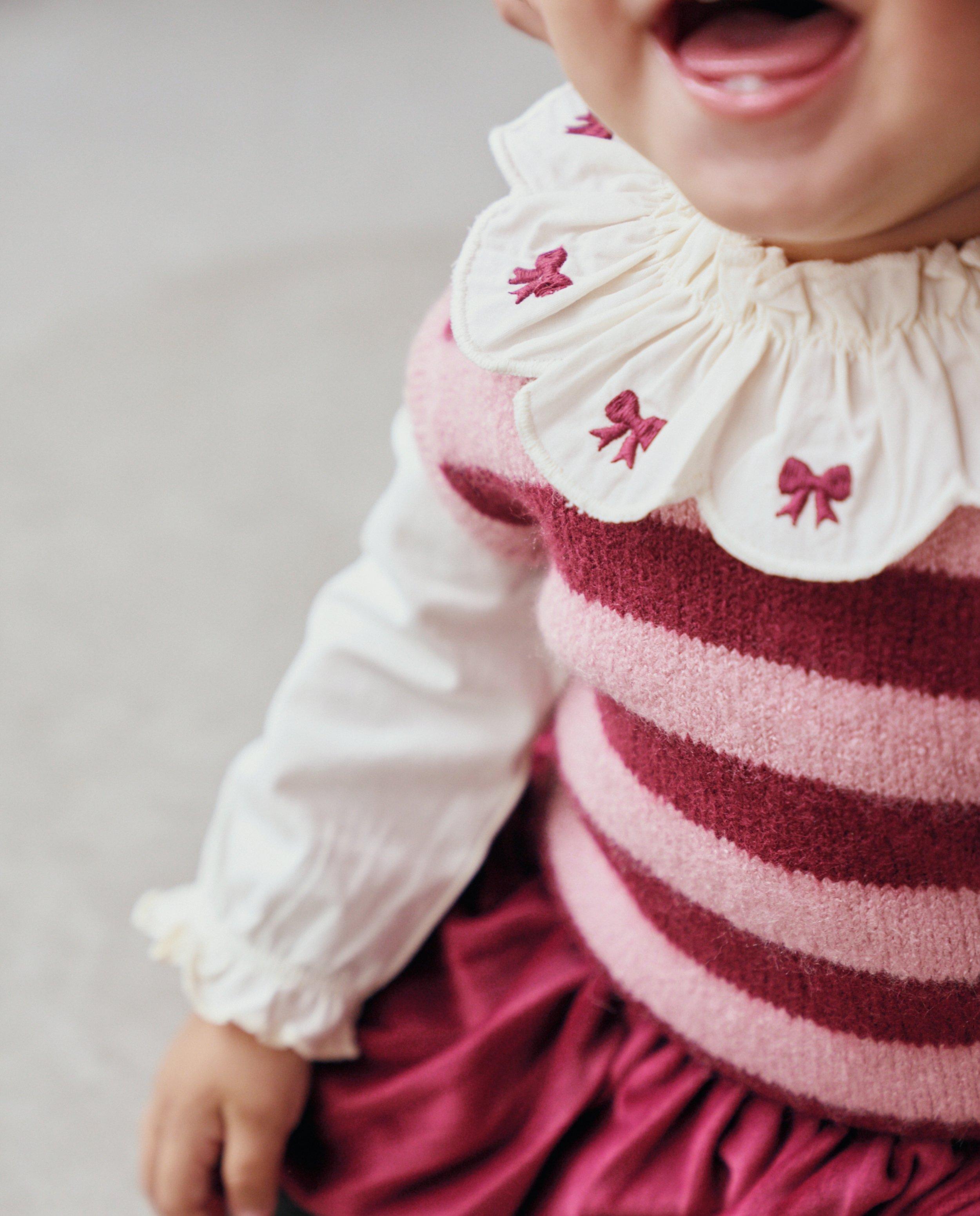 Blouse met geborduurde strikjes - Product Detail - wit - afbeelding nummer 2