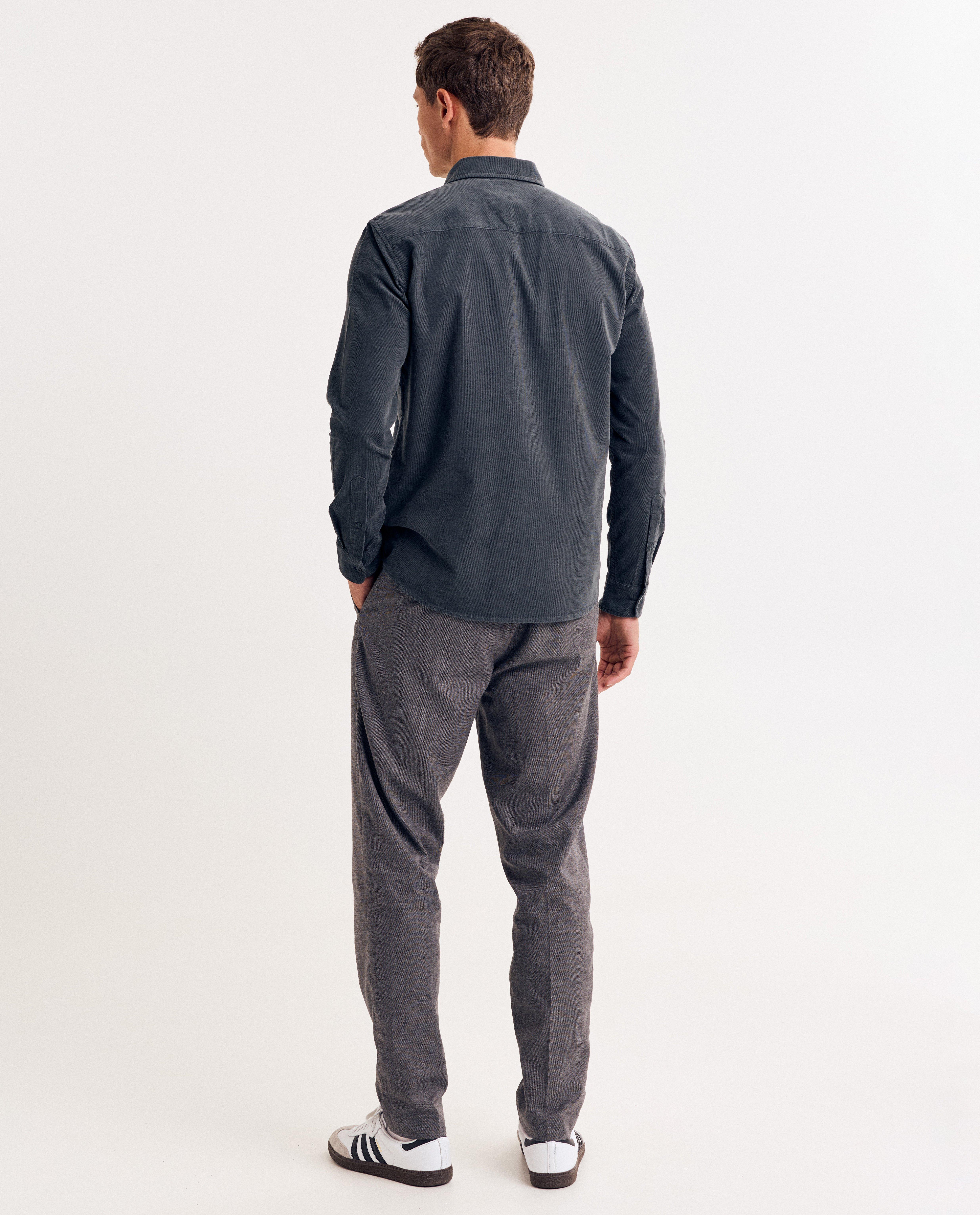 Chemise en velours côtelé avec renne brodé, regular fit - Détails du produit - khaki - image numéro 3