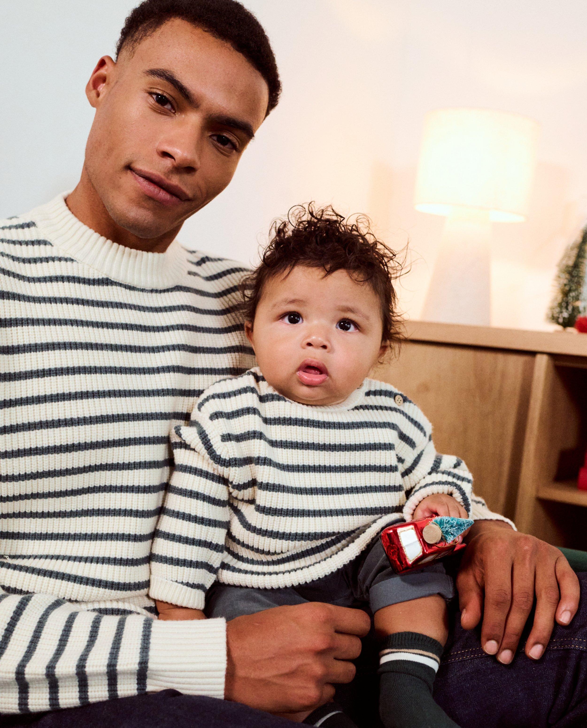 Pull à rayures - Détails du produit - khaki - image numéro 2