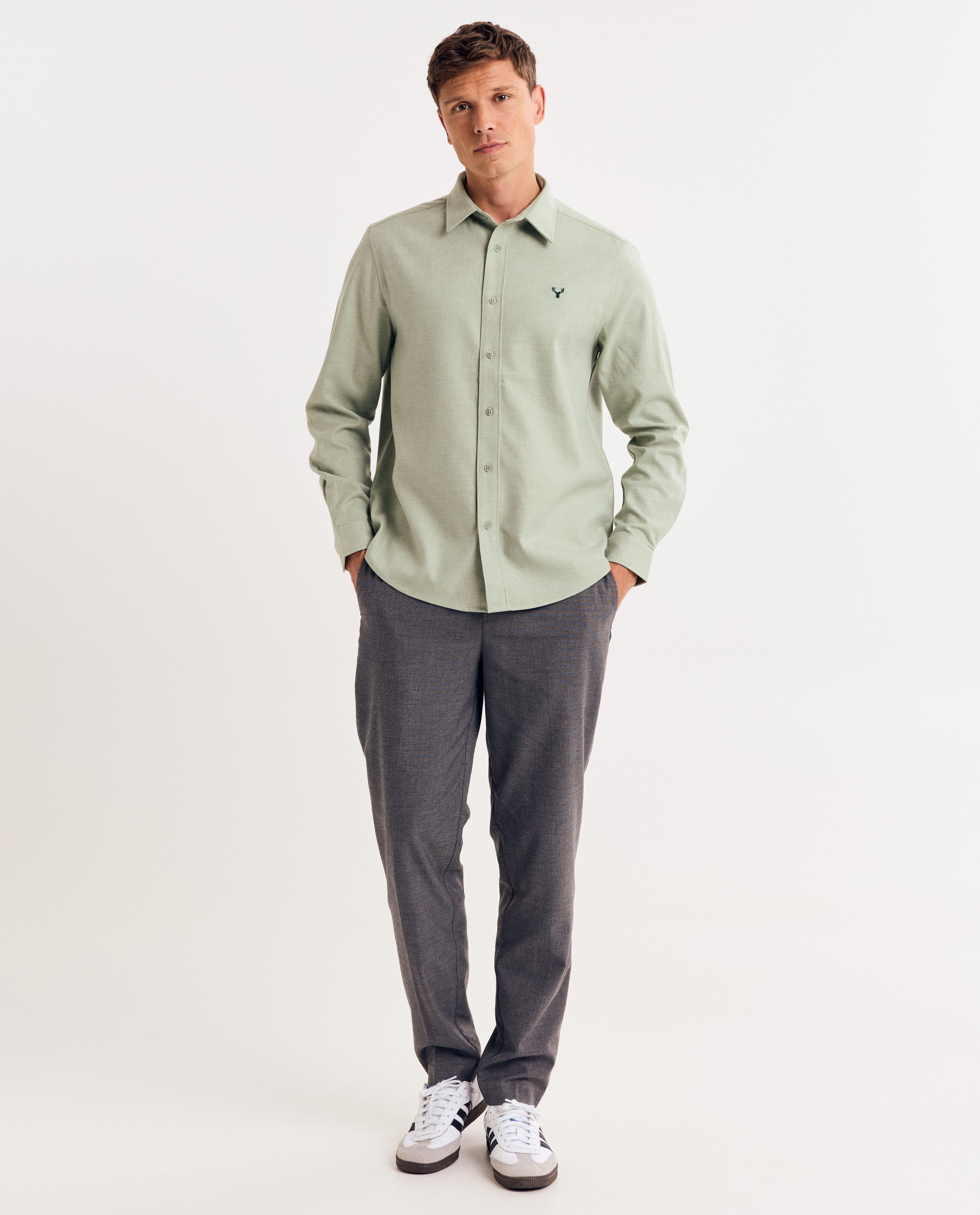 Chemise avec renne brodé, regular fit - Détails du produit - vert clair - image numéro 2