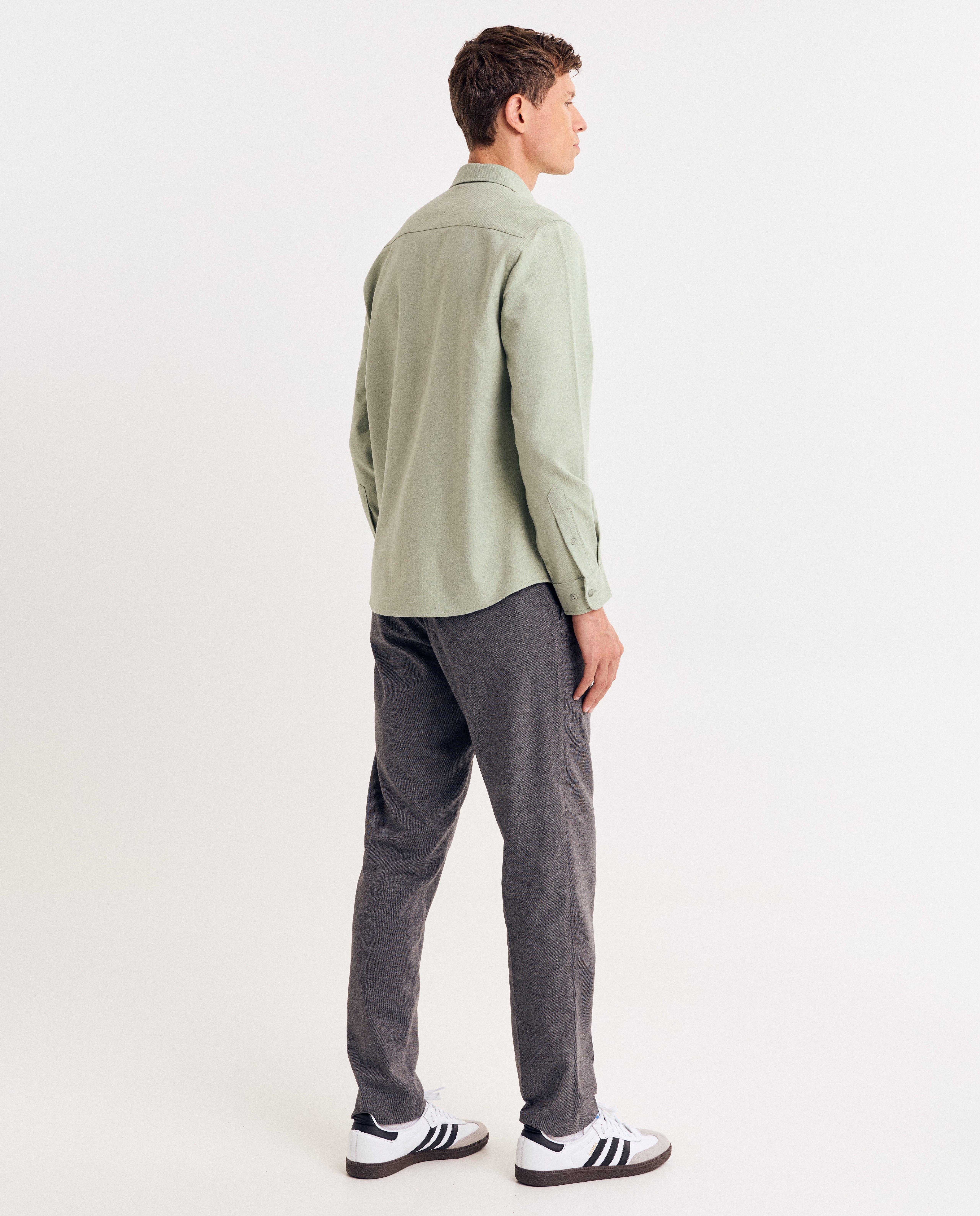 Chemise avec renne brodé, regular fit - Détails du produit - vert clair - image numéro 3