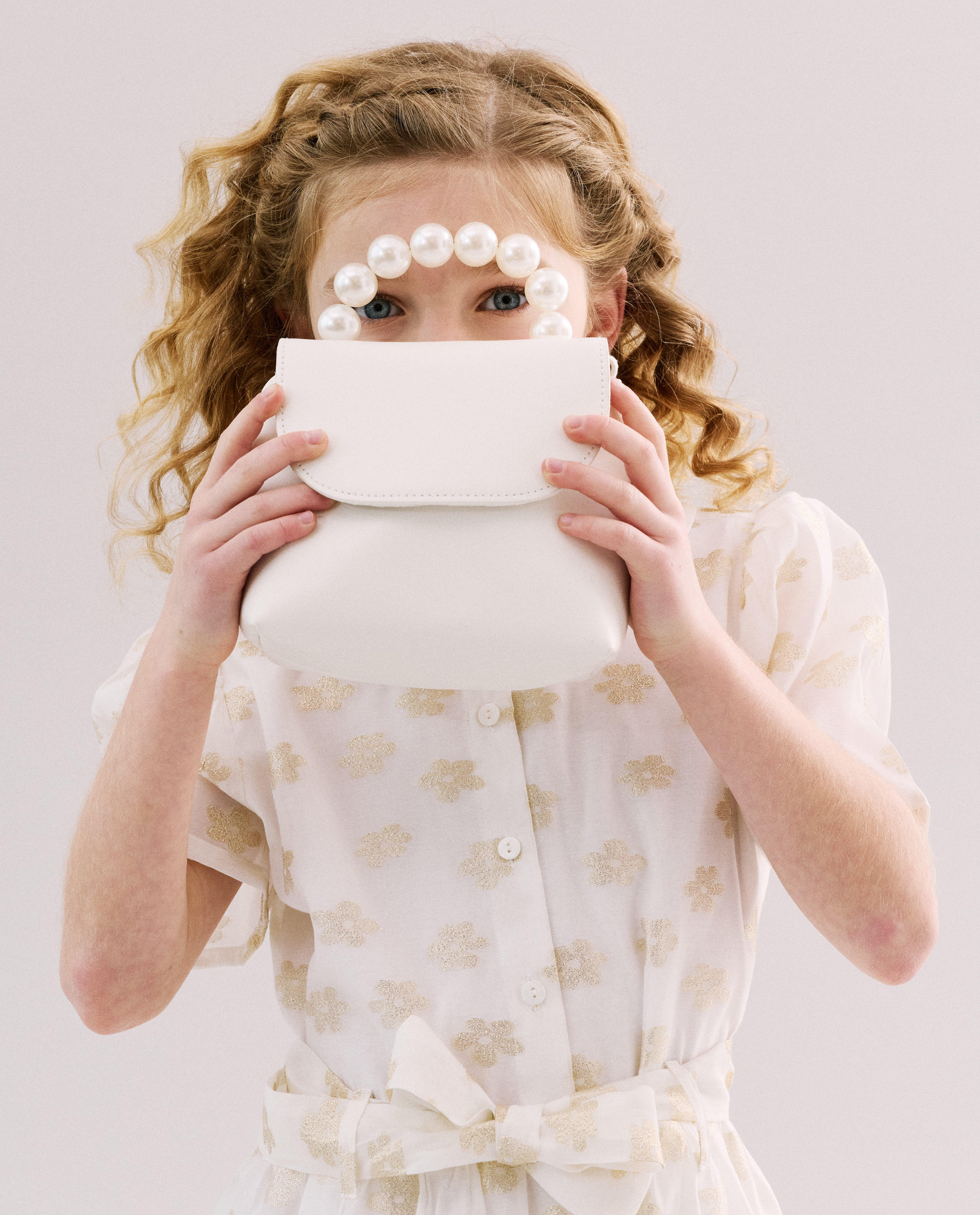 Handtas met handvat van parels, Special occasions