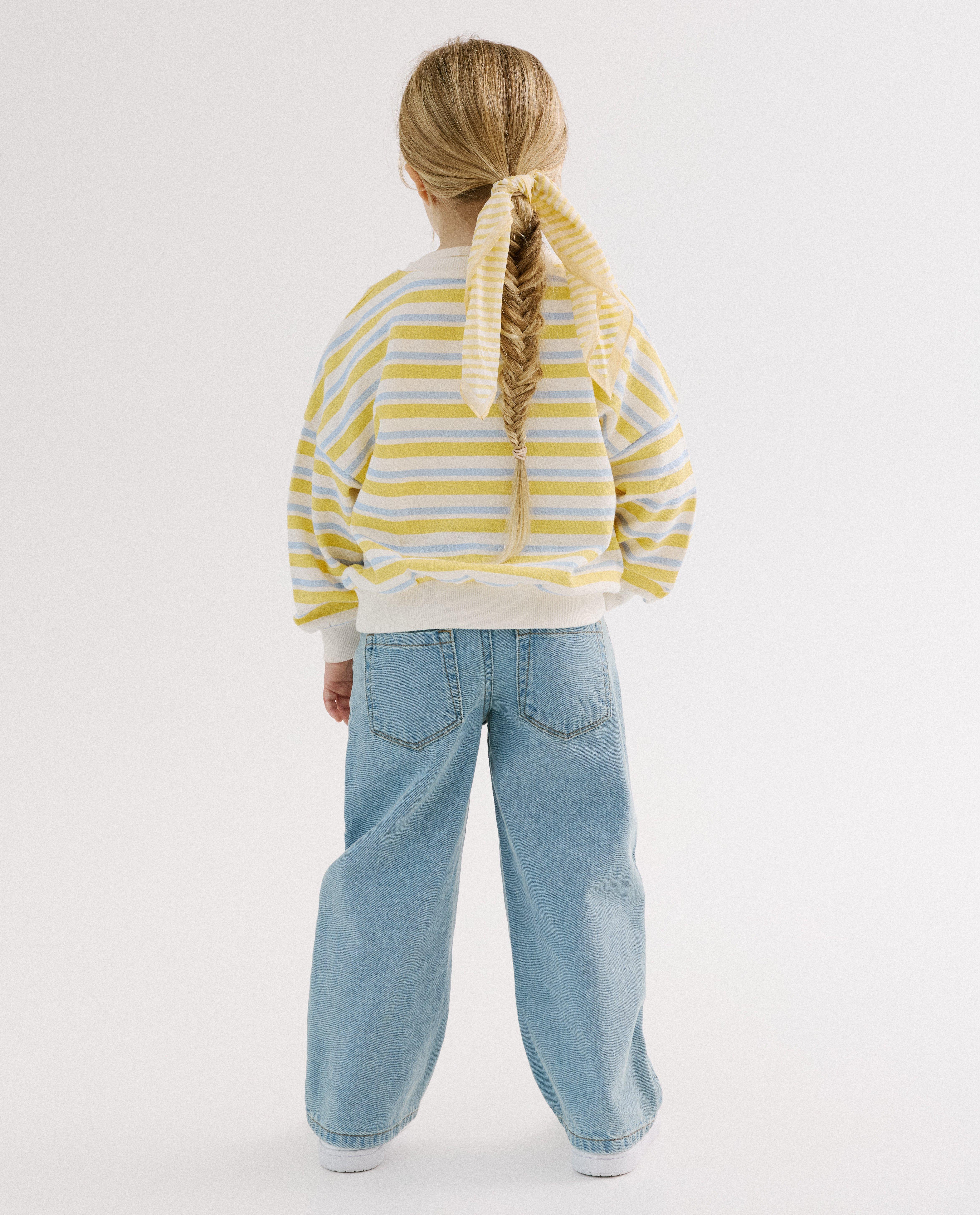 Blauwe jeans, straight fit - Product Detail - lichtblauw - afbeelding nummer 2