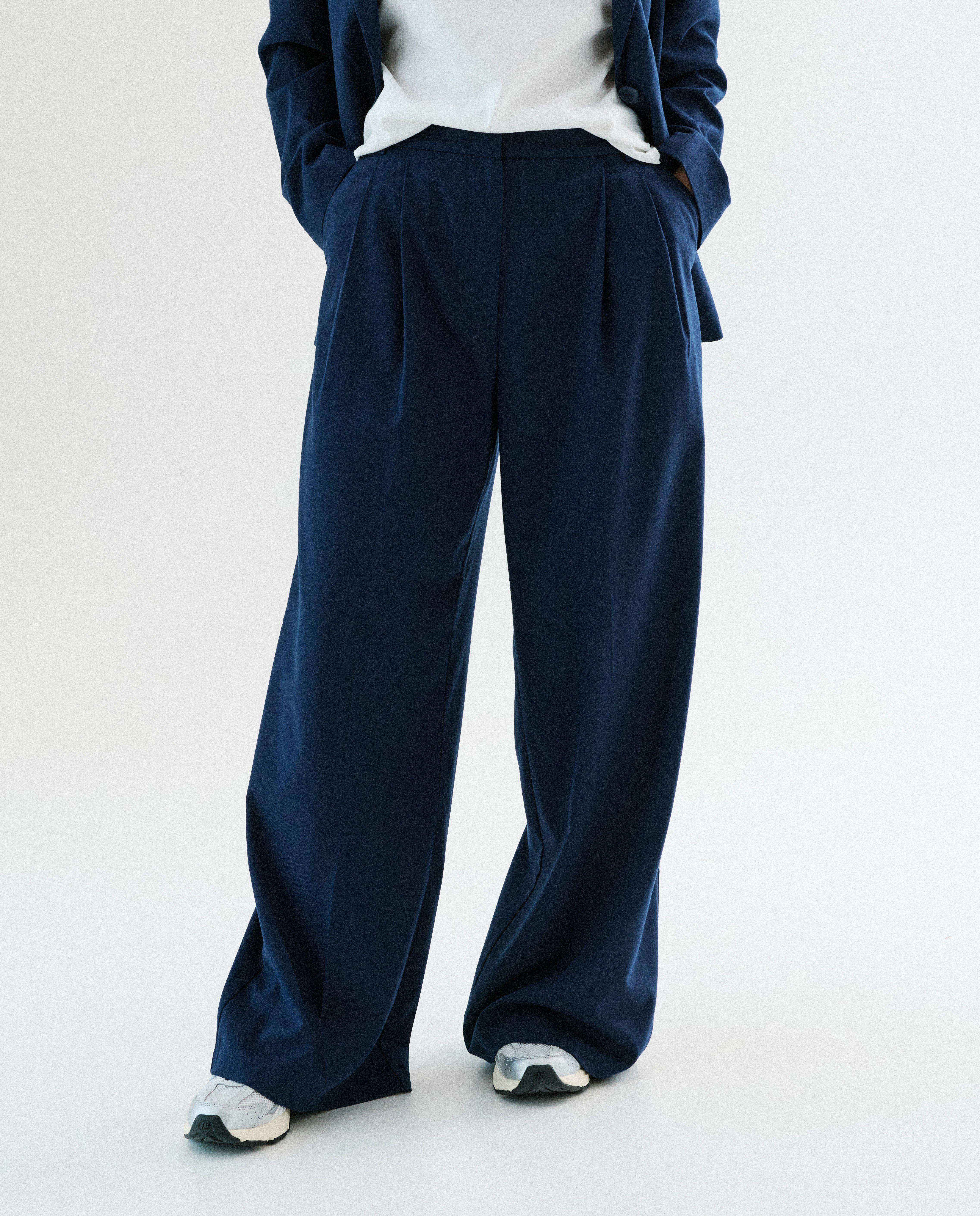 Donkerblauwe geklede broek, wide leg fit - Product Detail - donkerblauw - afbeelding nummer 4