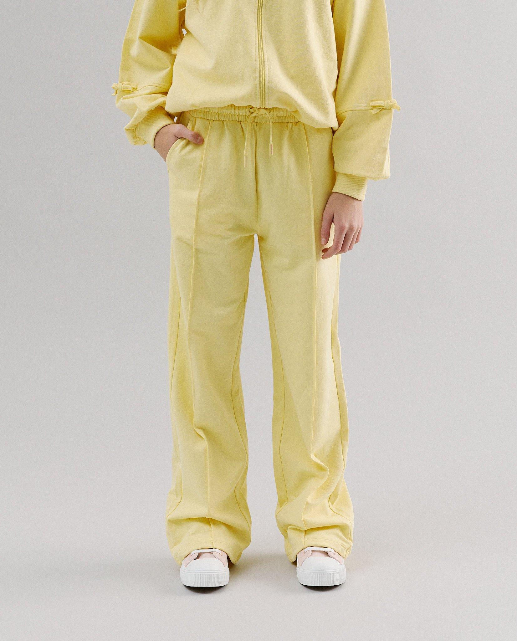 Pantalon avec plis, 116-164 - D&eacute;tails du produit - jaune claire - image num&eacute;ro 3