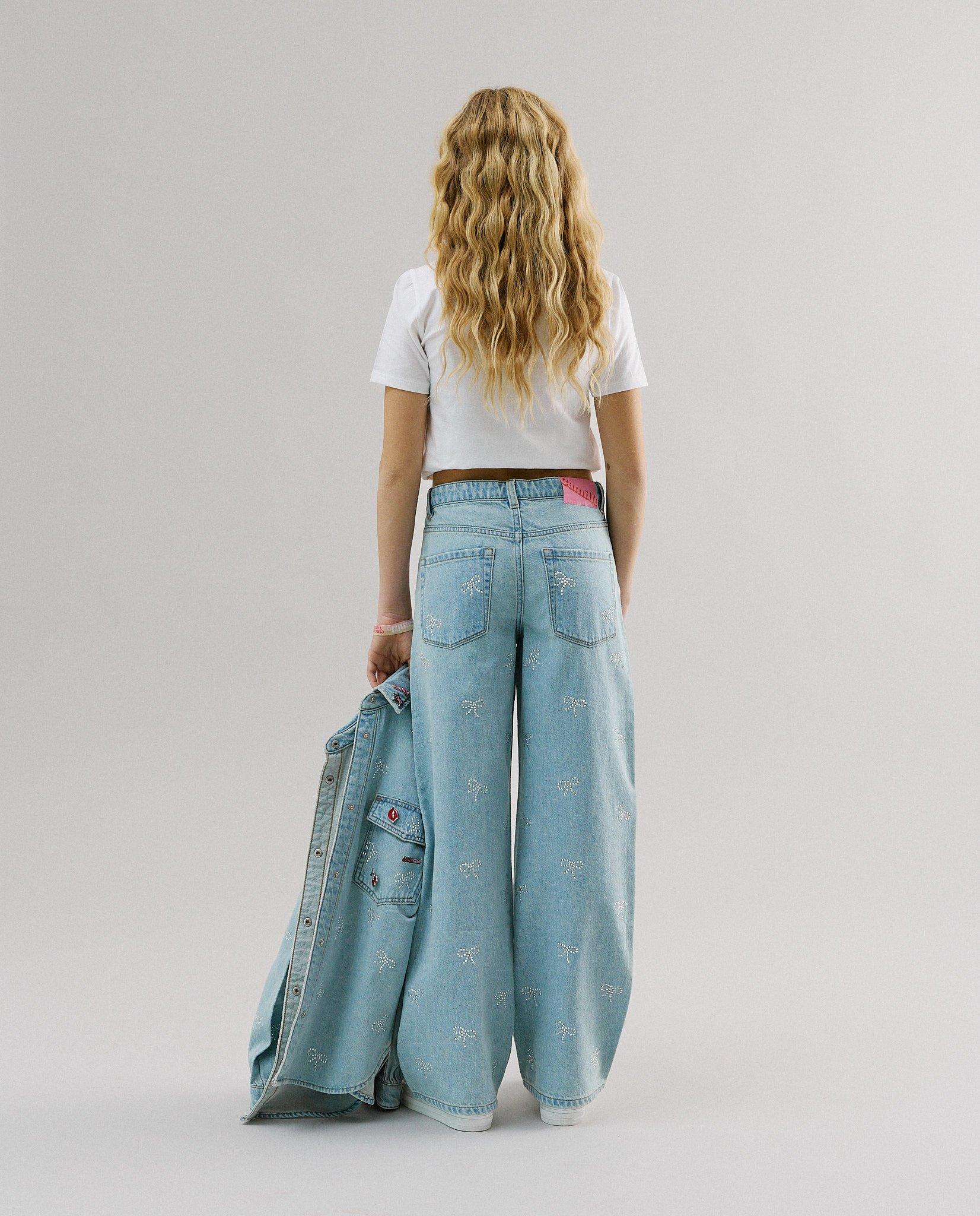 Jeans met strikjes van siersteentjes, 116-164 - Product Detail - lichtblauw - afbeelding nummer 2