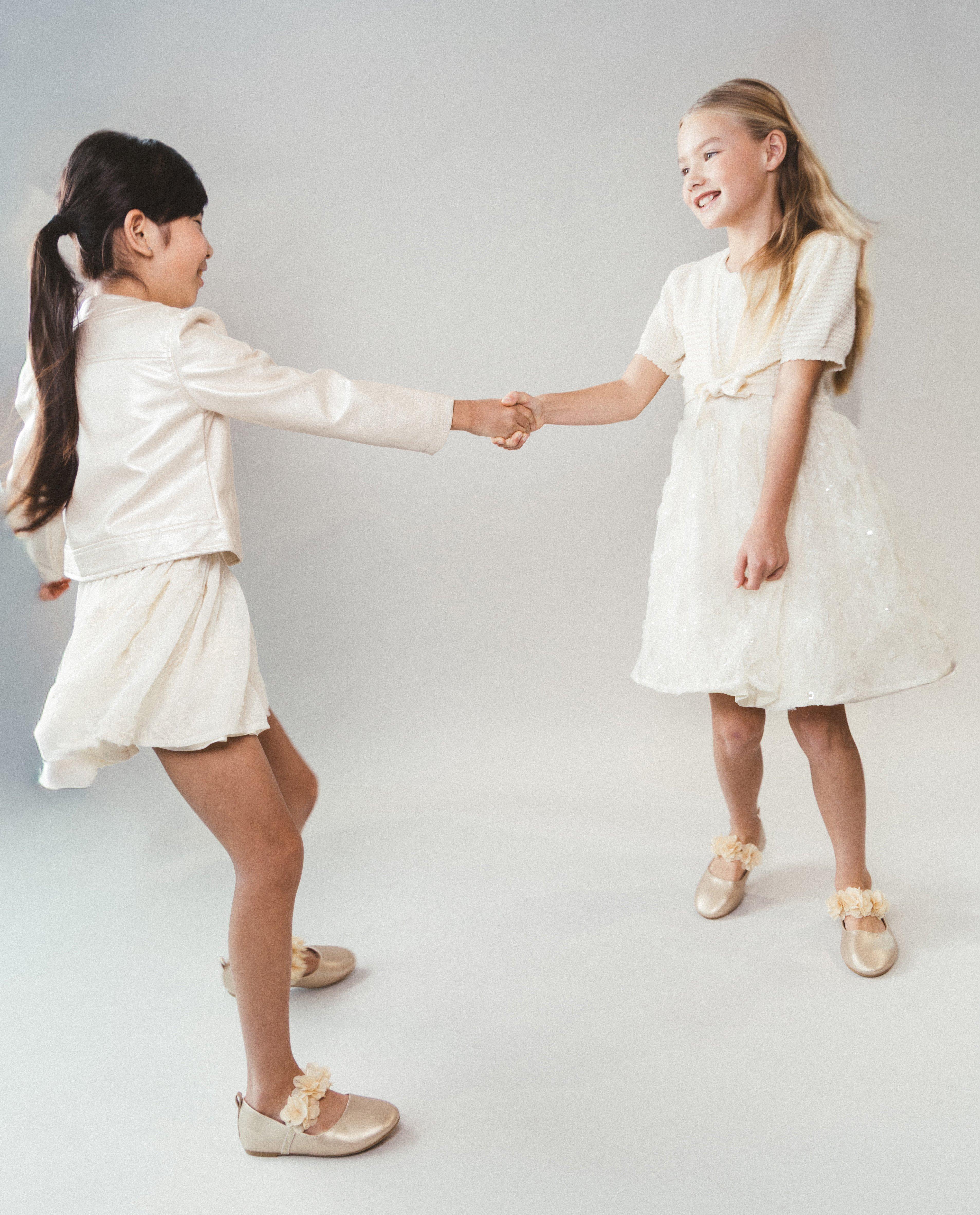 Robe fleurie en mesh, Special occasions, 122-152 - D&eacute;tails du produit - blanc - image num&eacute;ro 3