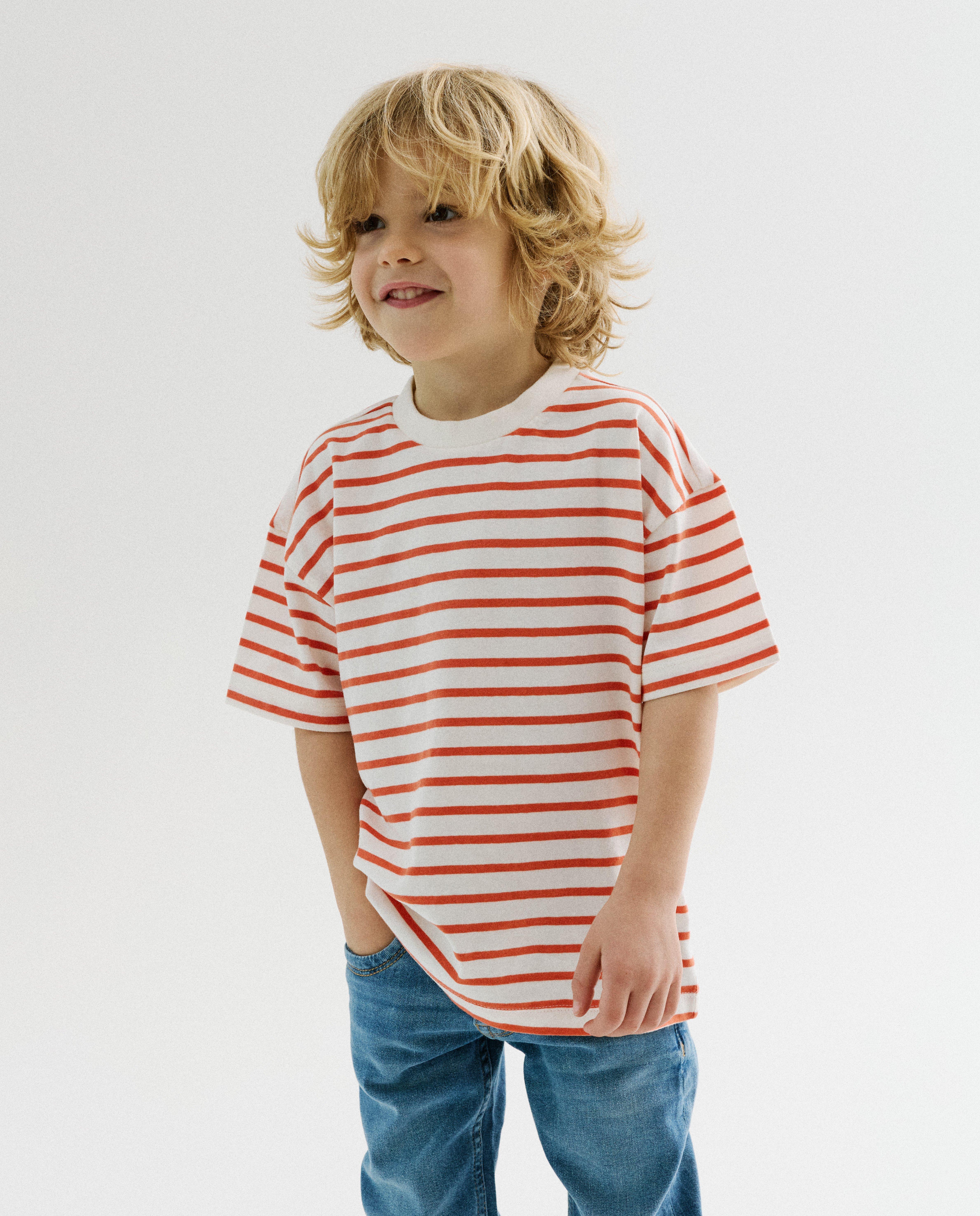 T-shirt met strepen, regular fit - Product Detail - rood - afbeelding nummer 1
