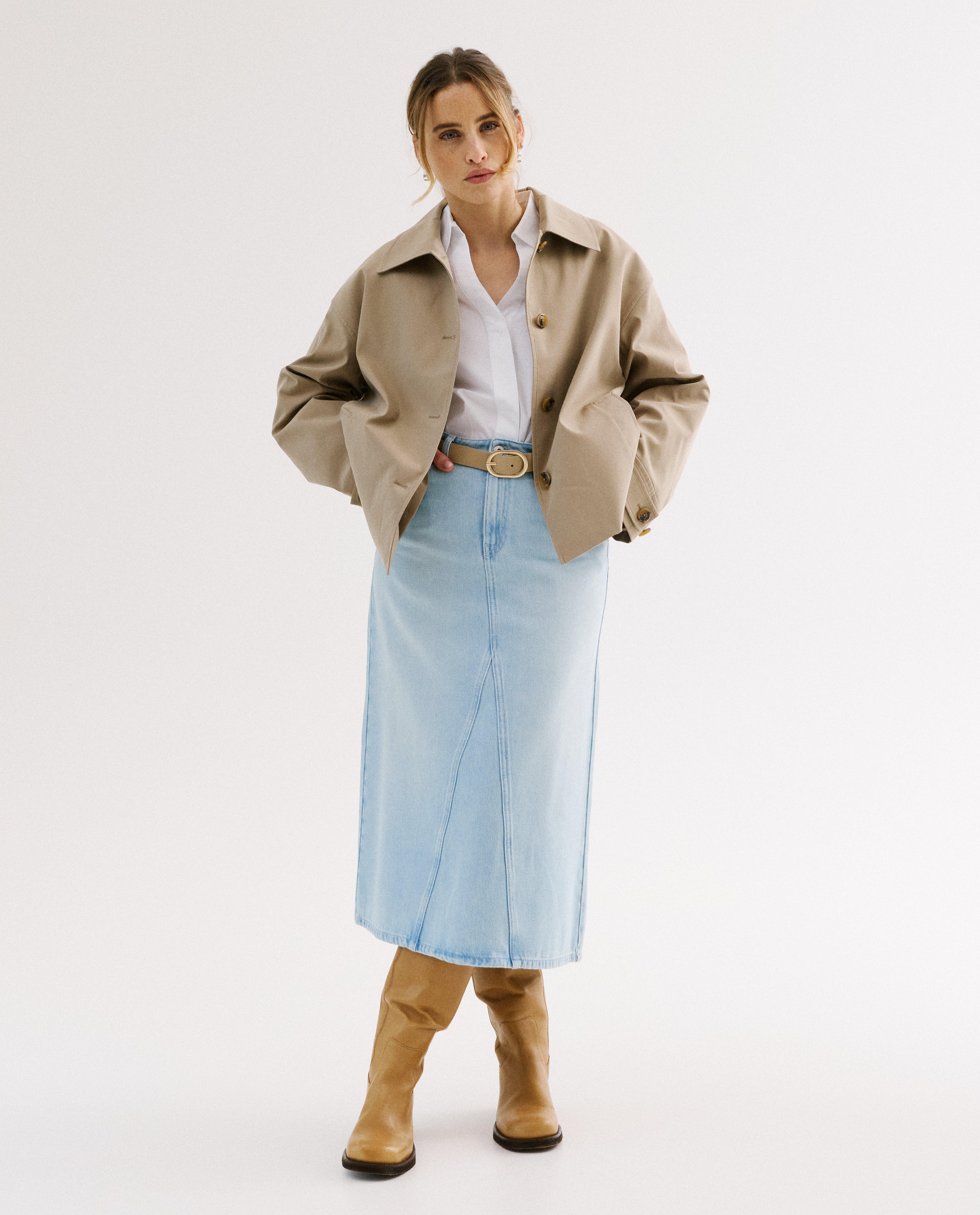 Korte trenchcoat - Product Detail - lichtbruin - afbeelding nummer 2