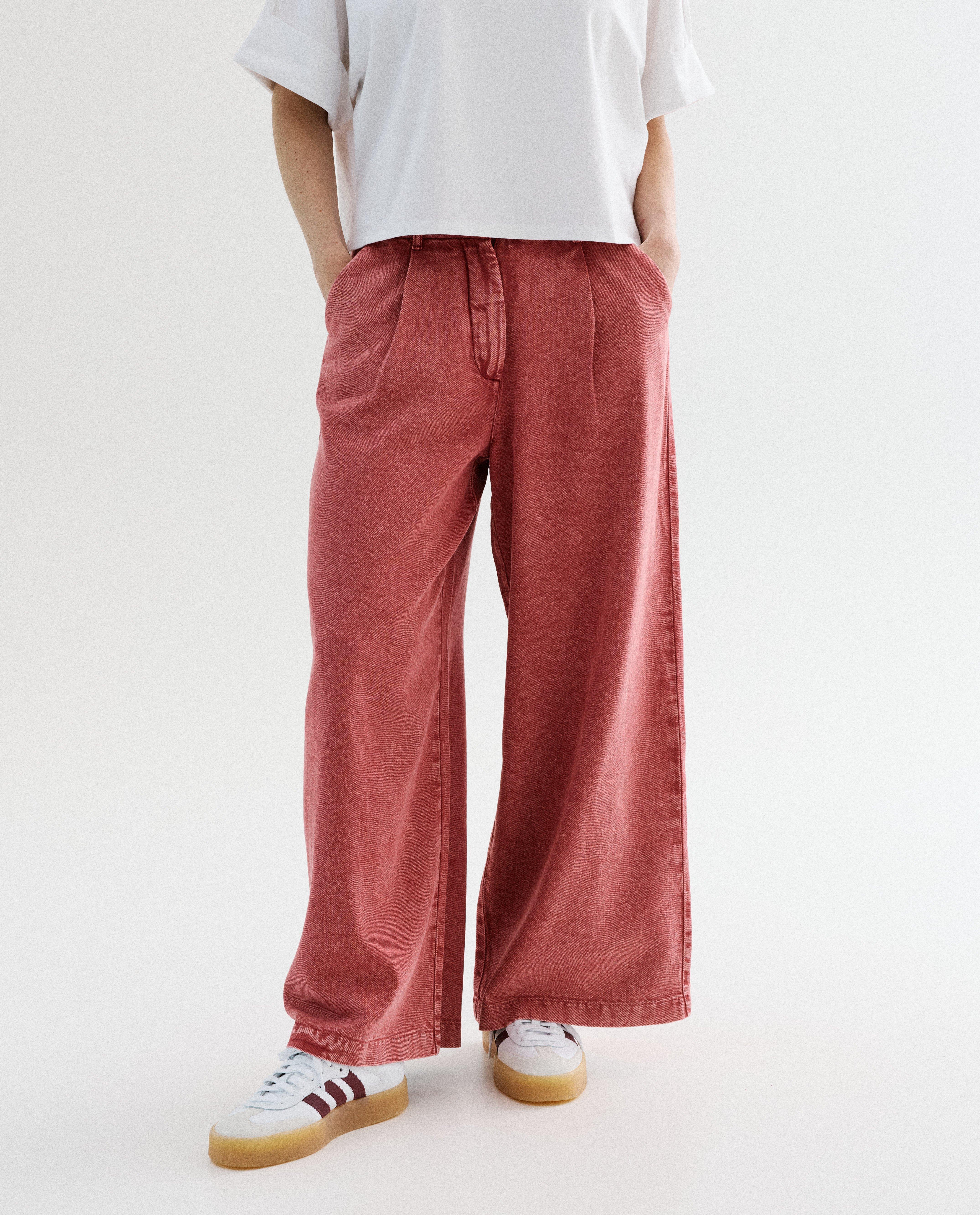 Jeans d&eacute;lav&eacute; - D&eacute;tails du produit - rouge fonc&eacute; - image num&eacute;ro 3