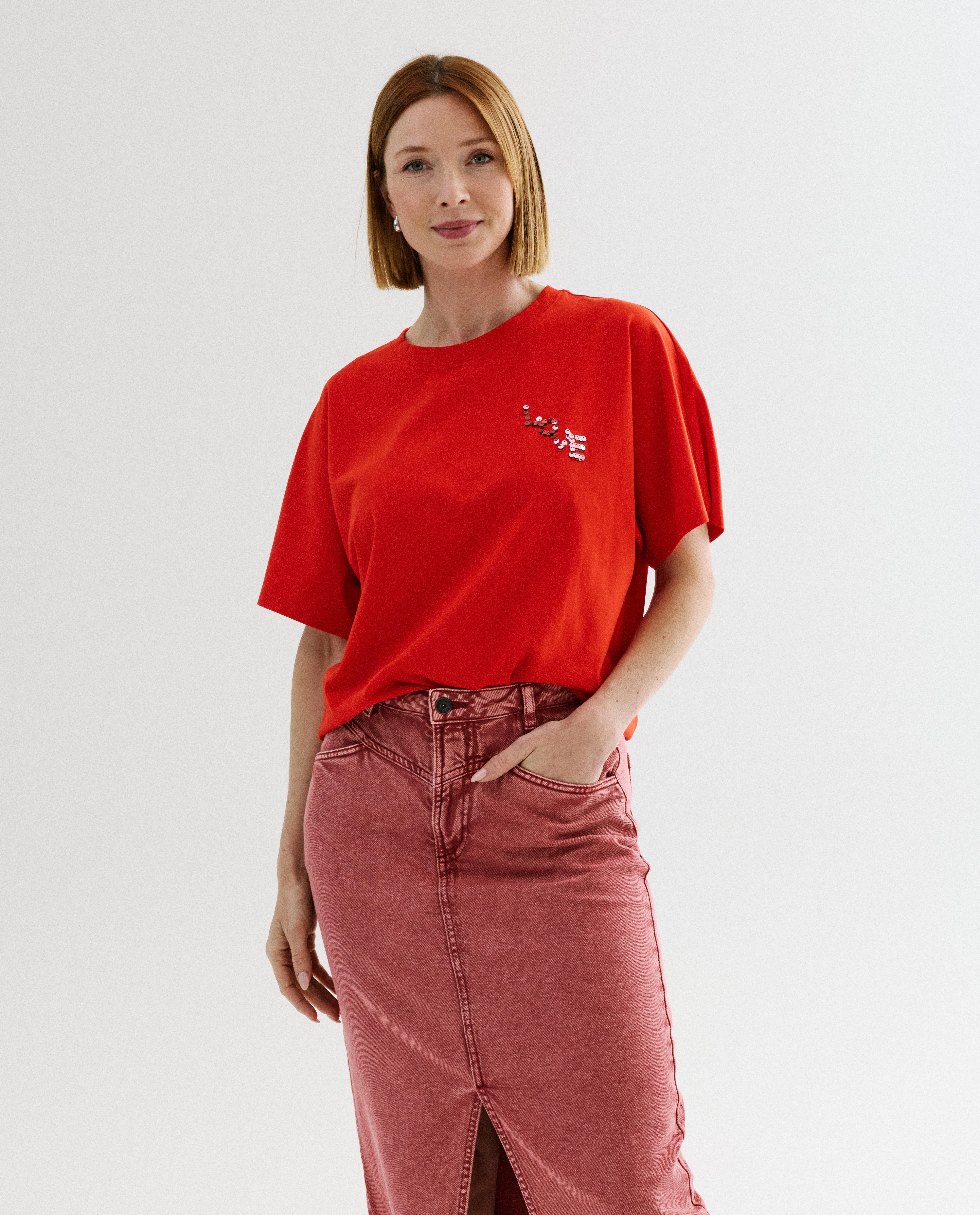 T-shirt met opschrift van pailletten, loose fit - Product Detail - felrood - afbeelding nummer 1