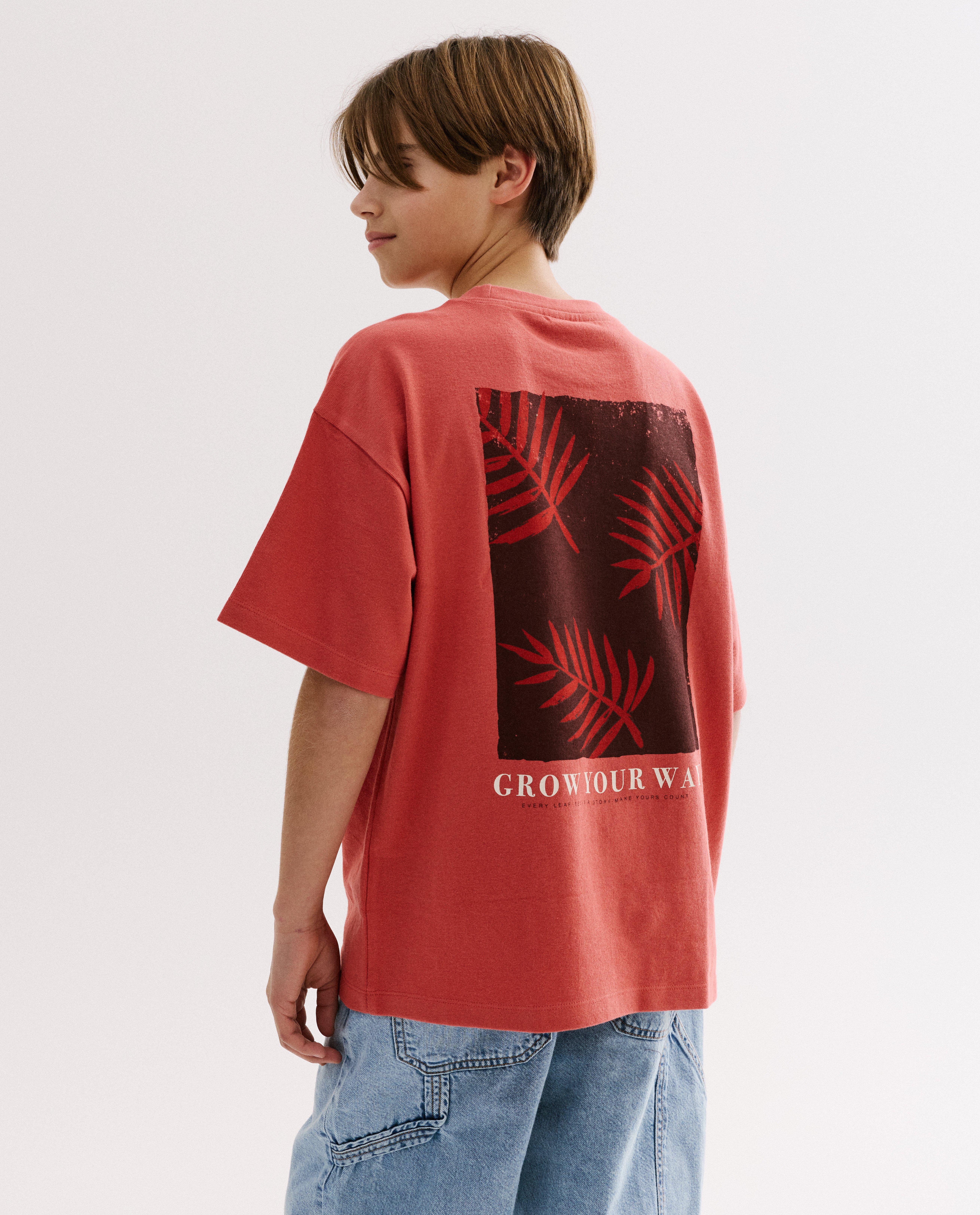 T-shirt met backprint - Product Detail - rood - afbeelding nummer 4