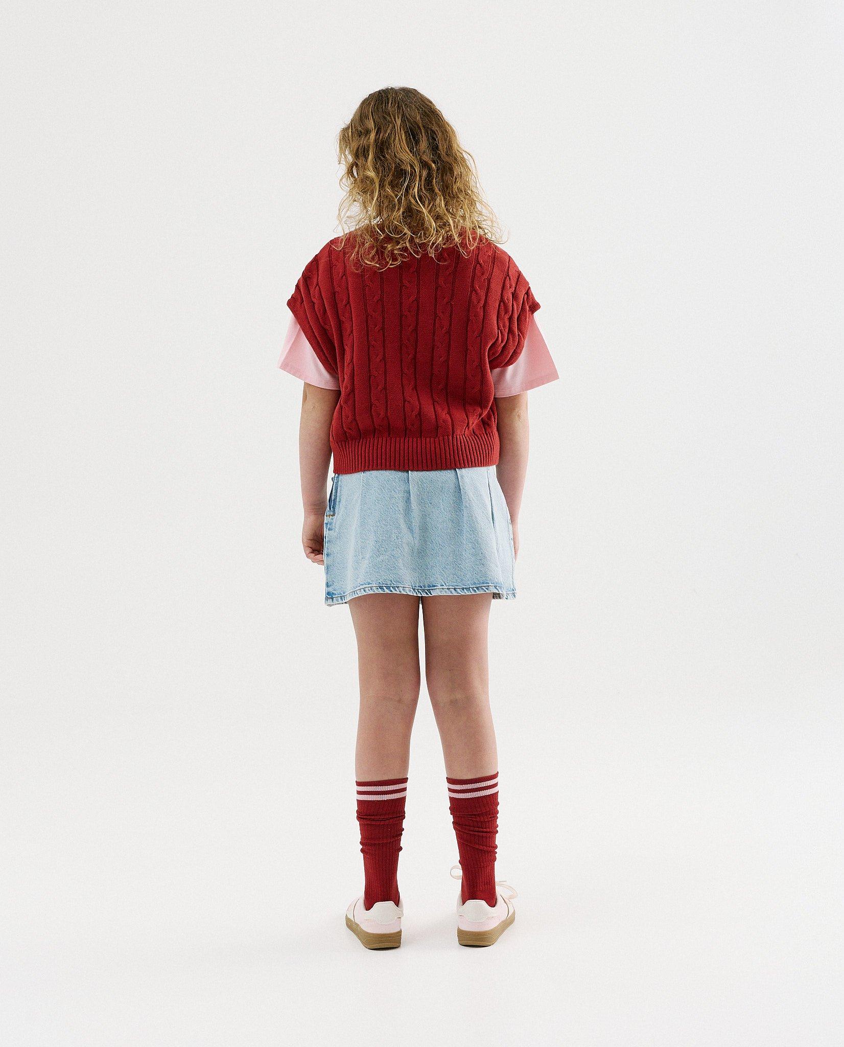 Truien - Debardeur met geborduurde kersen