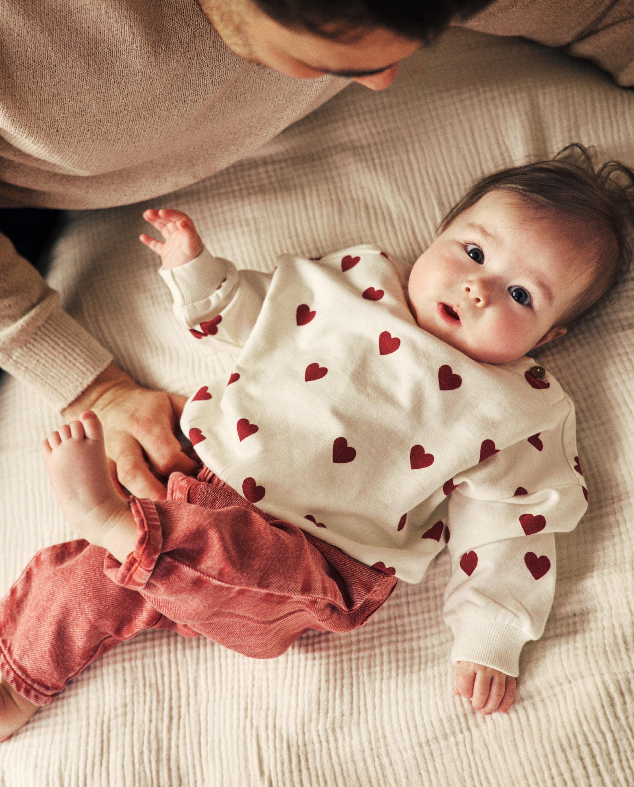 Jeans rouge, baggy fit - D&eacute;tails du produit - rouge - image num&eacute;ro 2