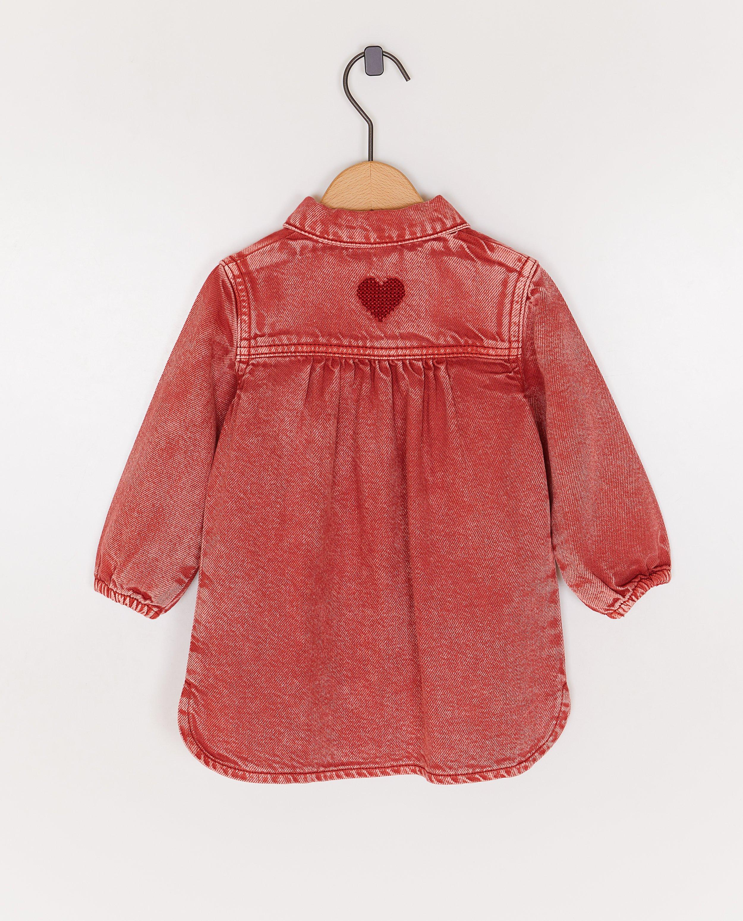 Washed jeansjurk met geborduurd hartje - Product Detail - rood - afbeelding nummer 4
