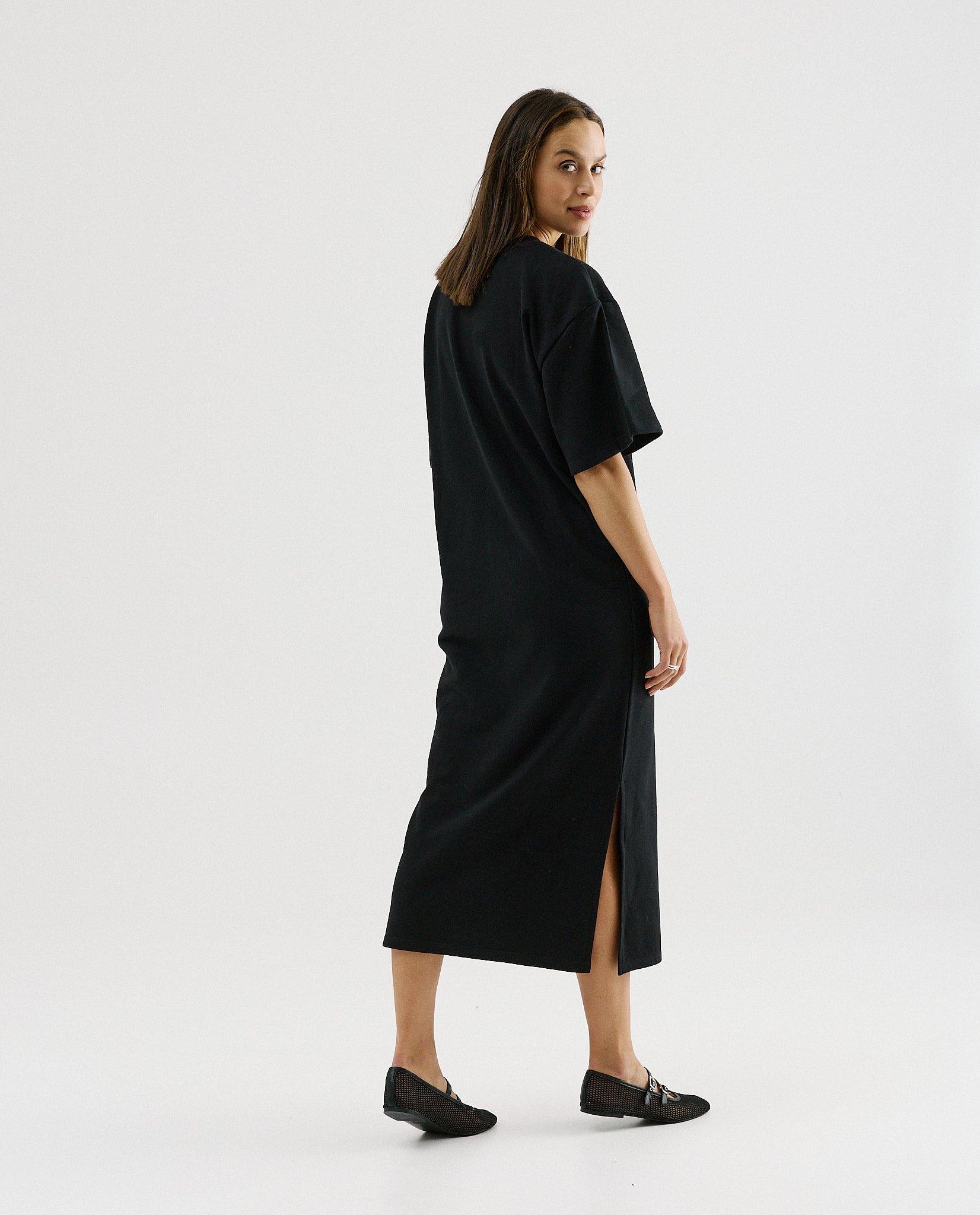 Zwarte T-shirtjurk - Product Detail - zwart - afbeelding nummer 2