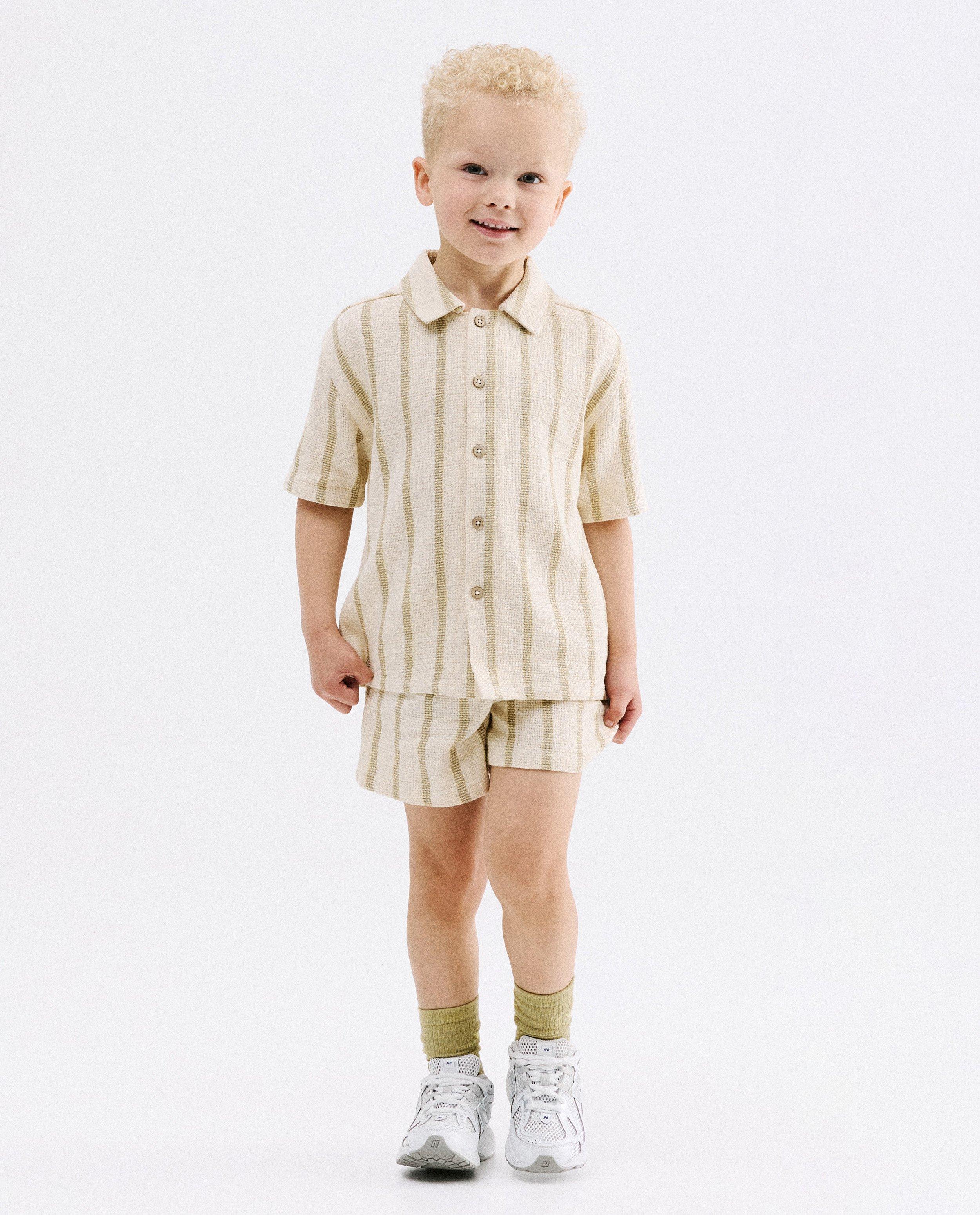 Short avec texture, 98-134 - D&eacute;tails du produit - blanc - image num&eacute;ro 1