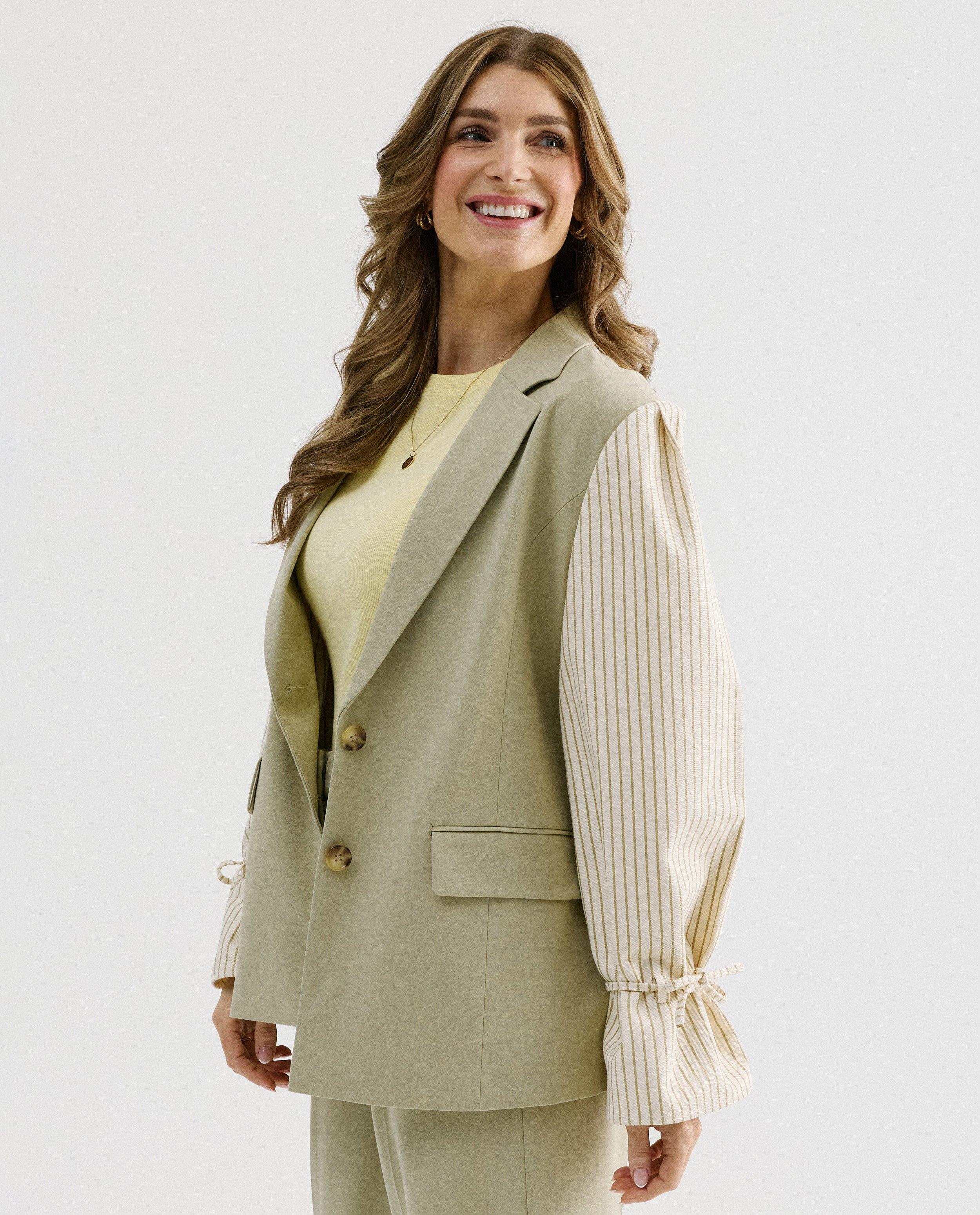 Blazer met hemdmouwen - Product Detail - lichtgroen - afbeelding nummer 1