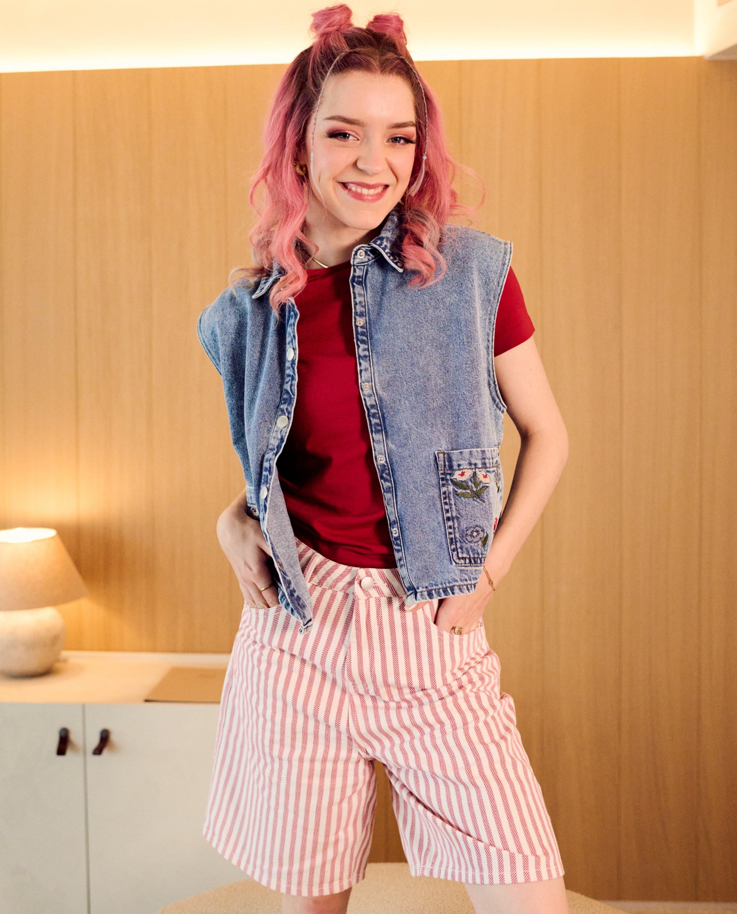 Jeansshort met strepen - Product Detail - rood - afbeelding nummer 4