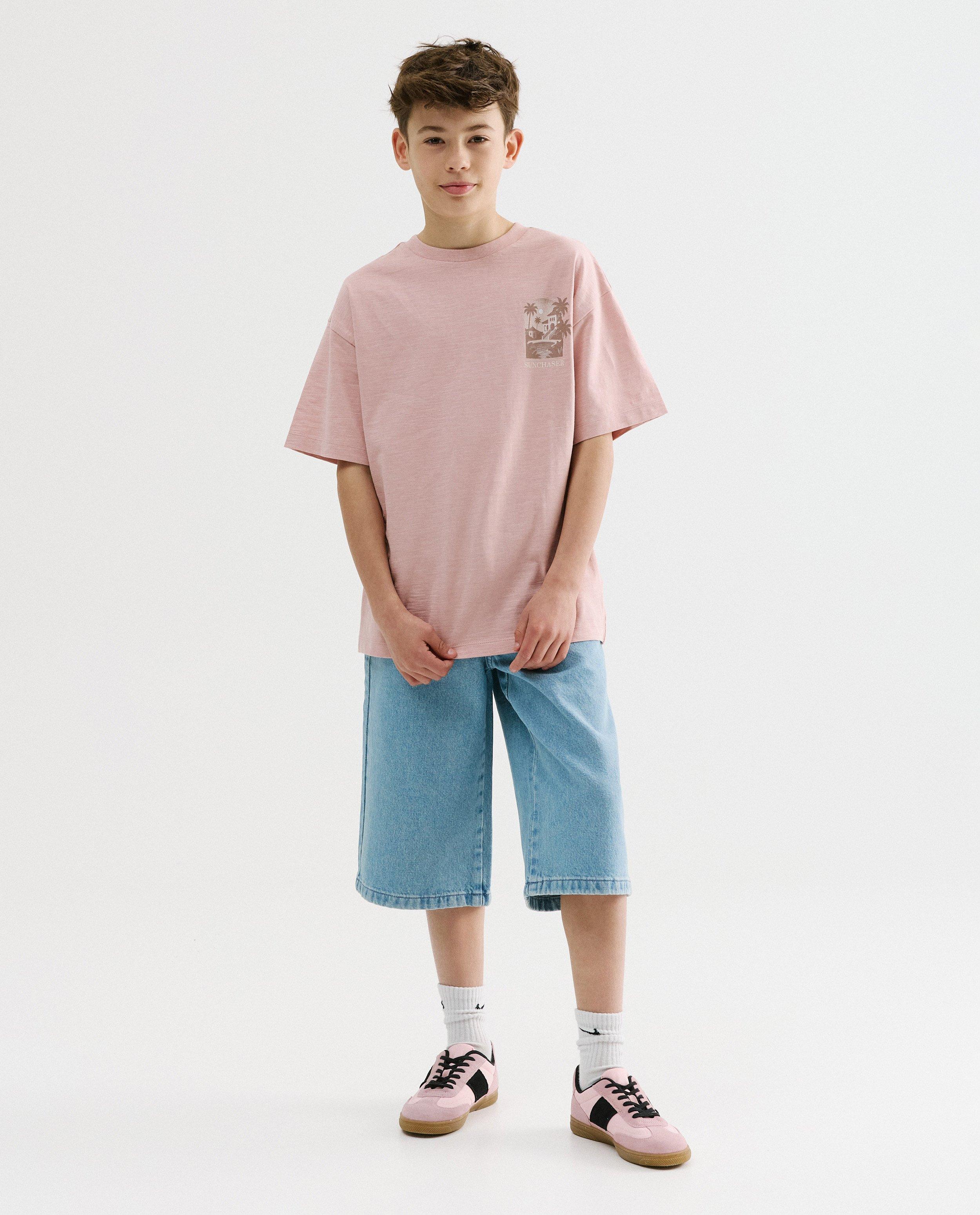 Blauwe jeansshort, loose fit - Product Detail - lichtblauw - afbeelding nummer 1