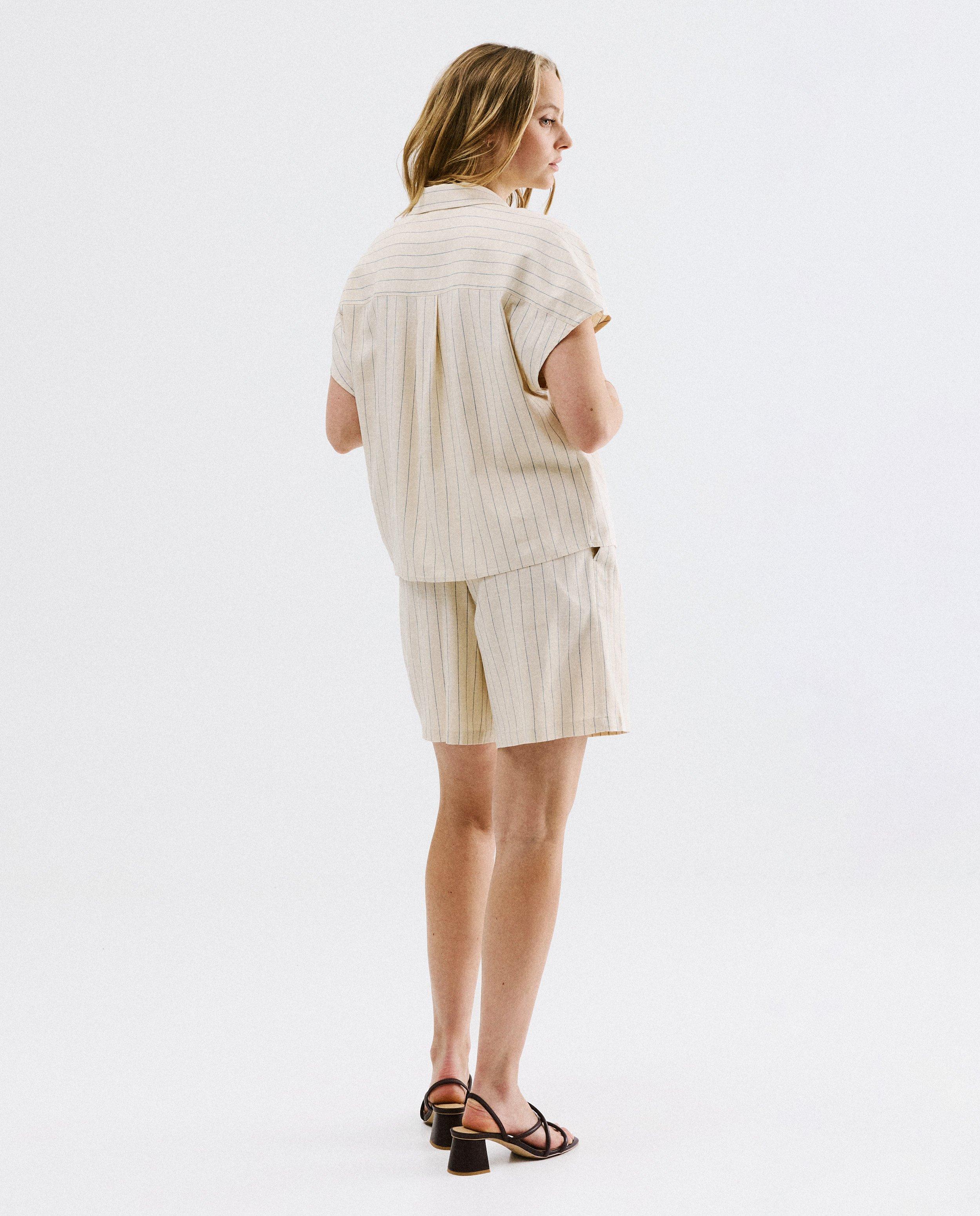 Shorten - Short met linnen