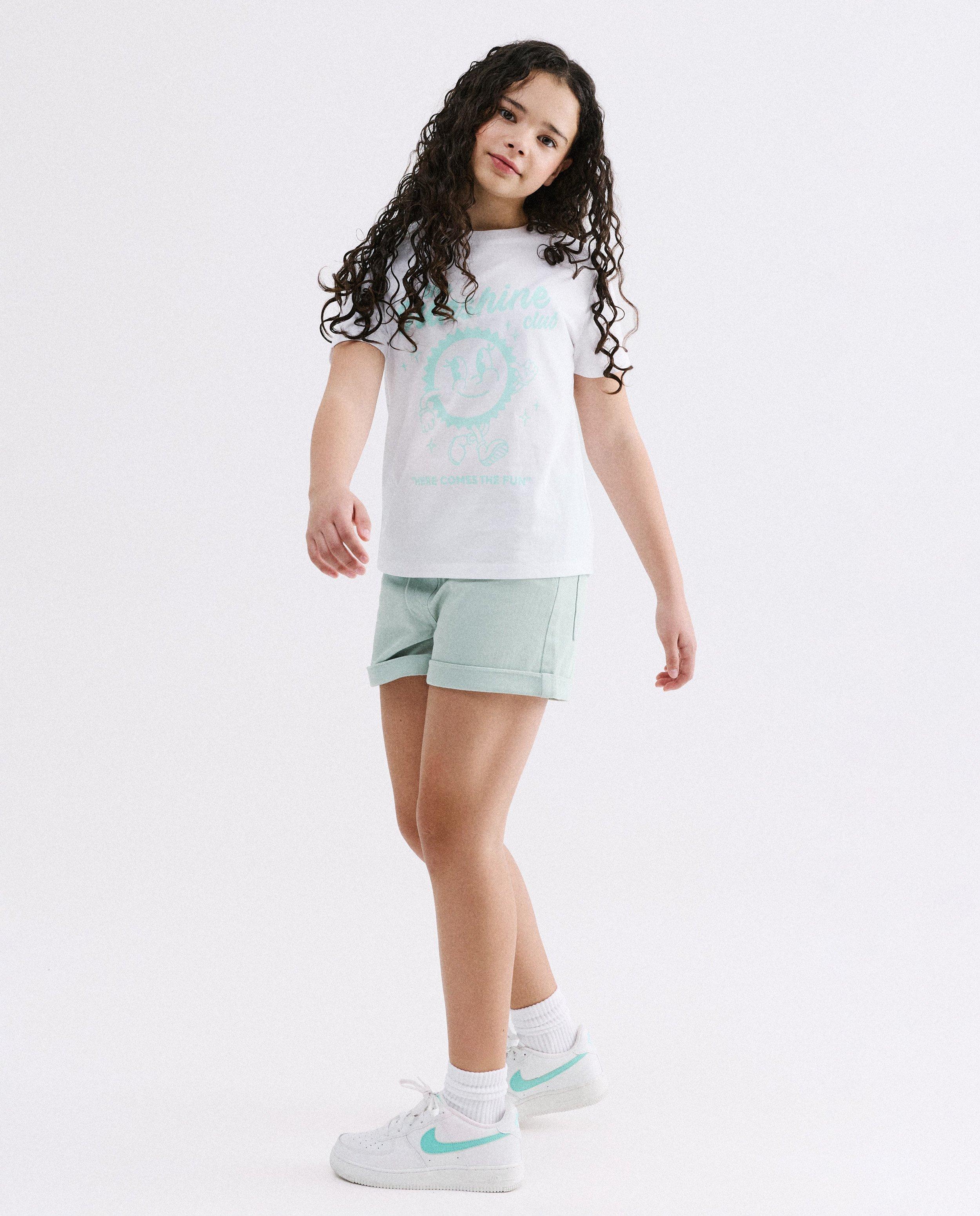 Short en jean - D&eacute;tails du produit - vert clair - image num&eacute;ro 1