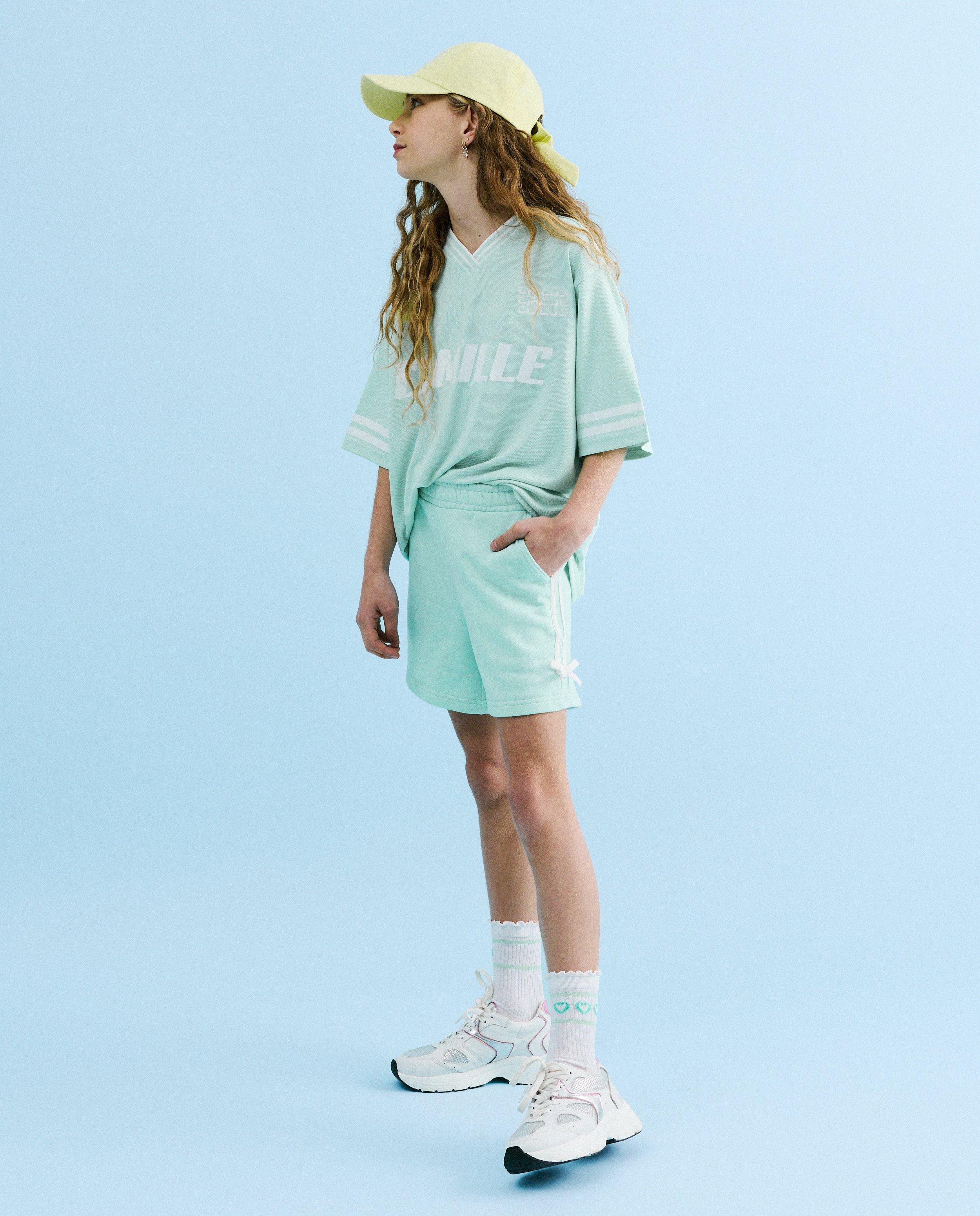 Mesh T-shirt met backprint, 116-164 - Product Detail - lichtgroen - afbeelding nummer 3