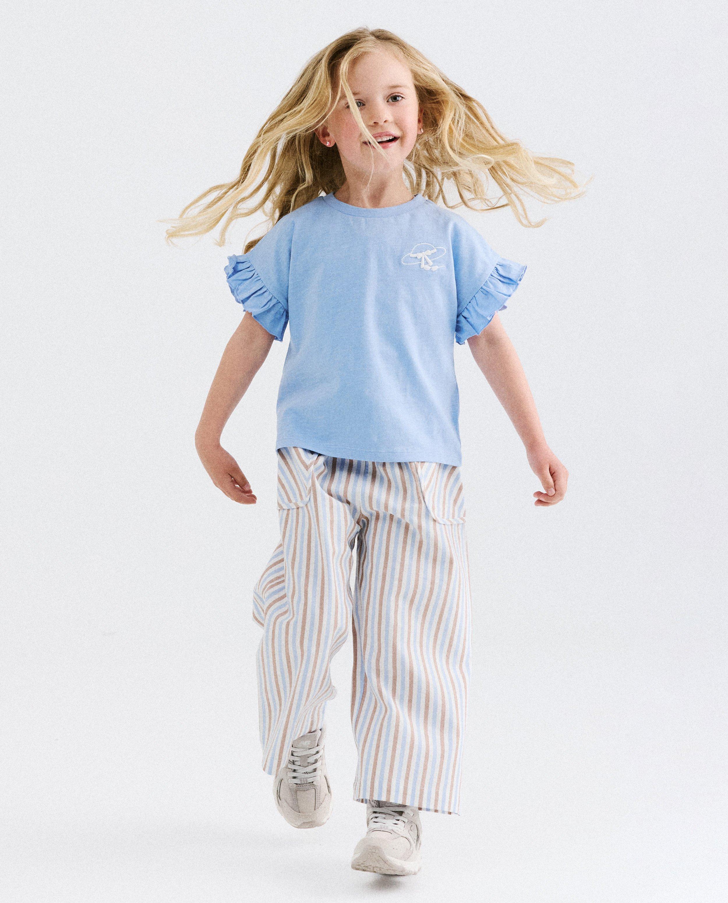T-shirt met geborduurde hoed, boxy fit - Product Detail - blauw - afbeelding nummer 2